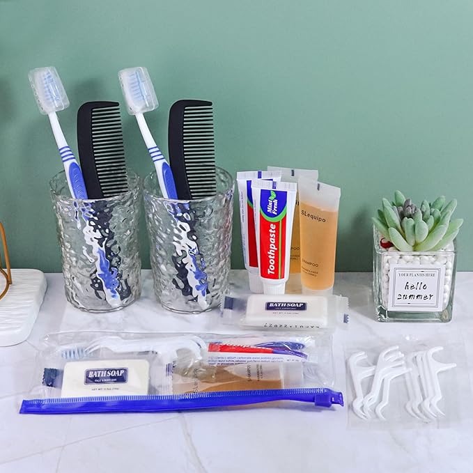 Pack of 10 Hygiene Kit, Hygiene Kit Bulk, Individually Packed, Travel Hygiene Kit with Toothbrush, Toothpaste, Comb, Shampoo, Soap and Floss Picks, Home, Suitable for Hotel, Camping, Travel