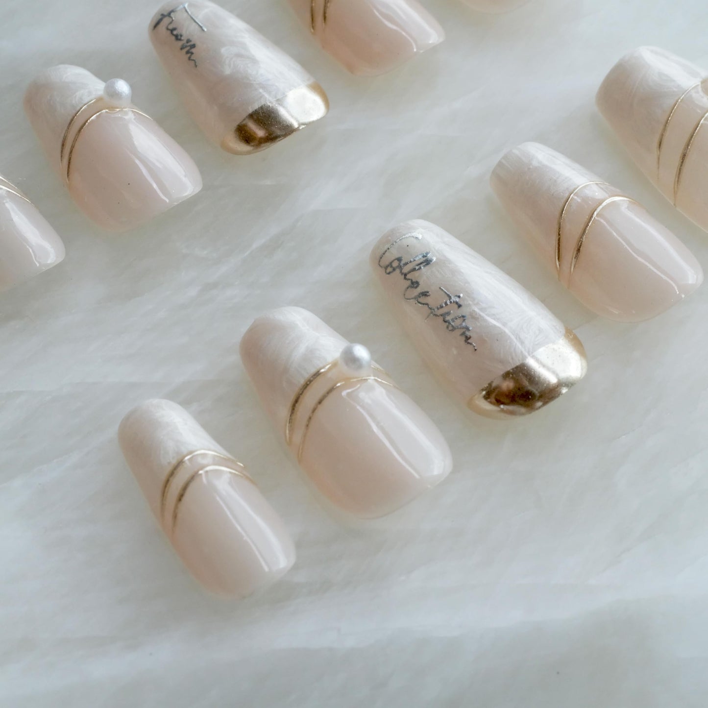 [GLORS] Purly Handmade Medium Ballerina Press on Nails | Luxurious Gold Pearl Fake False Nails, 10 Pieces (Small, MB)