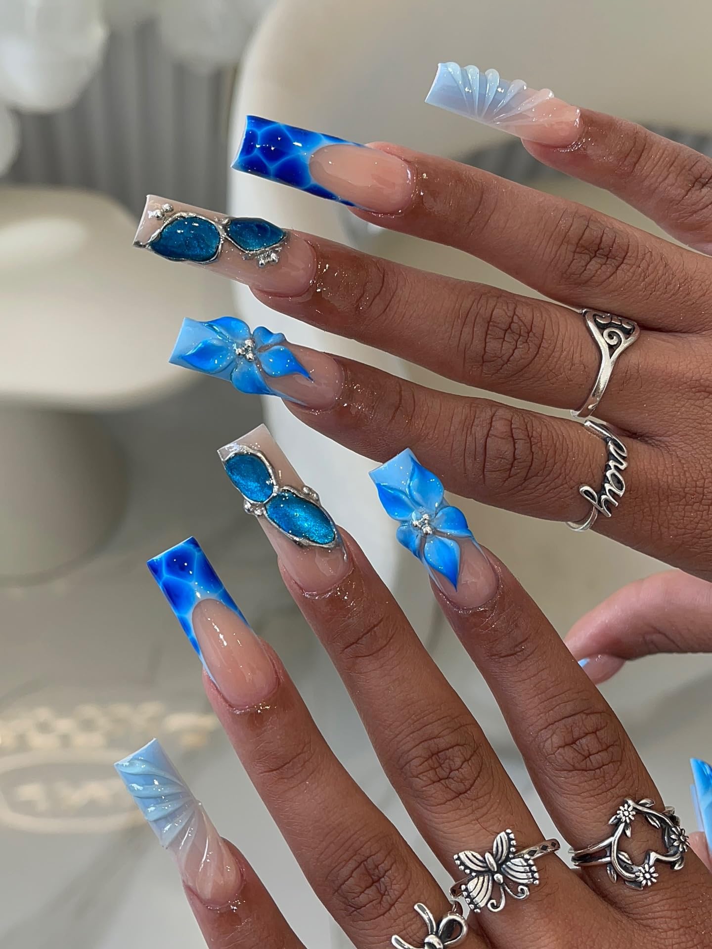 10Pcs Press On Nails MAGLFELL Handmade Square Fake Nails, 3D Carving Floral and French Design, Reusable Acrylic Nails Tip Salon Artificial Nails Kit (Size L)