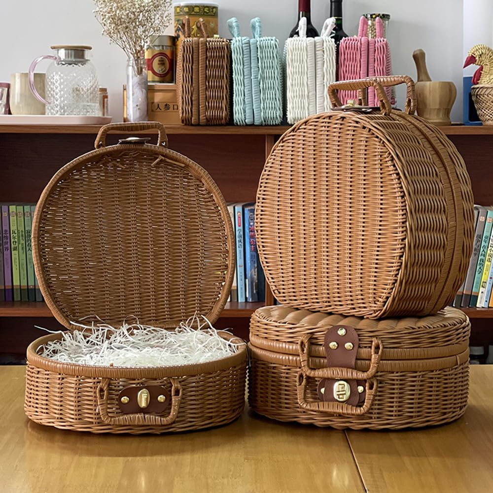 Vintage Rattan Basket, Round Woven Picnic Basket Purse with Handle Small Suitcase Retro Weaving Vine Weaving Carrying Case Gift Box for Beach, Travel & Daily Use. (M)