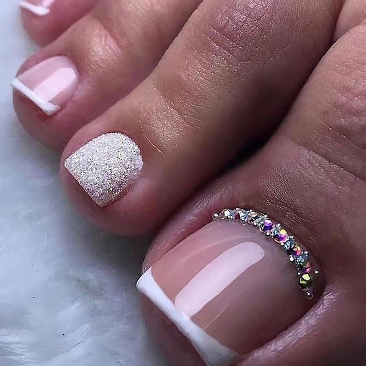 Press-On Rhinestone Toenails, Full Cover Reusable False Nails With Adhesive Tab, Artificial Acrylic Fake Nails for Toe, Glue-On Toenails With Charm, Stick-On Toe Nails for Women