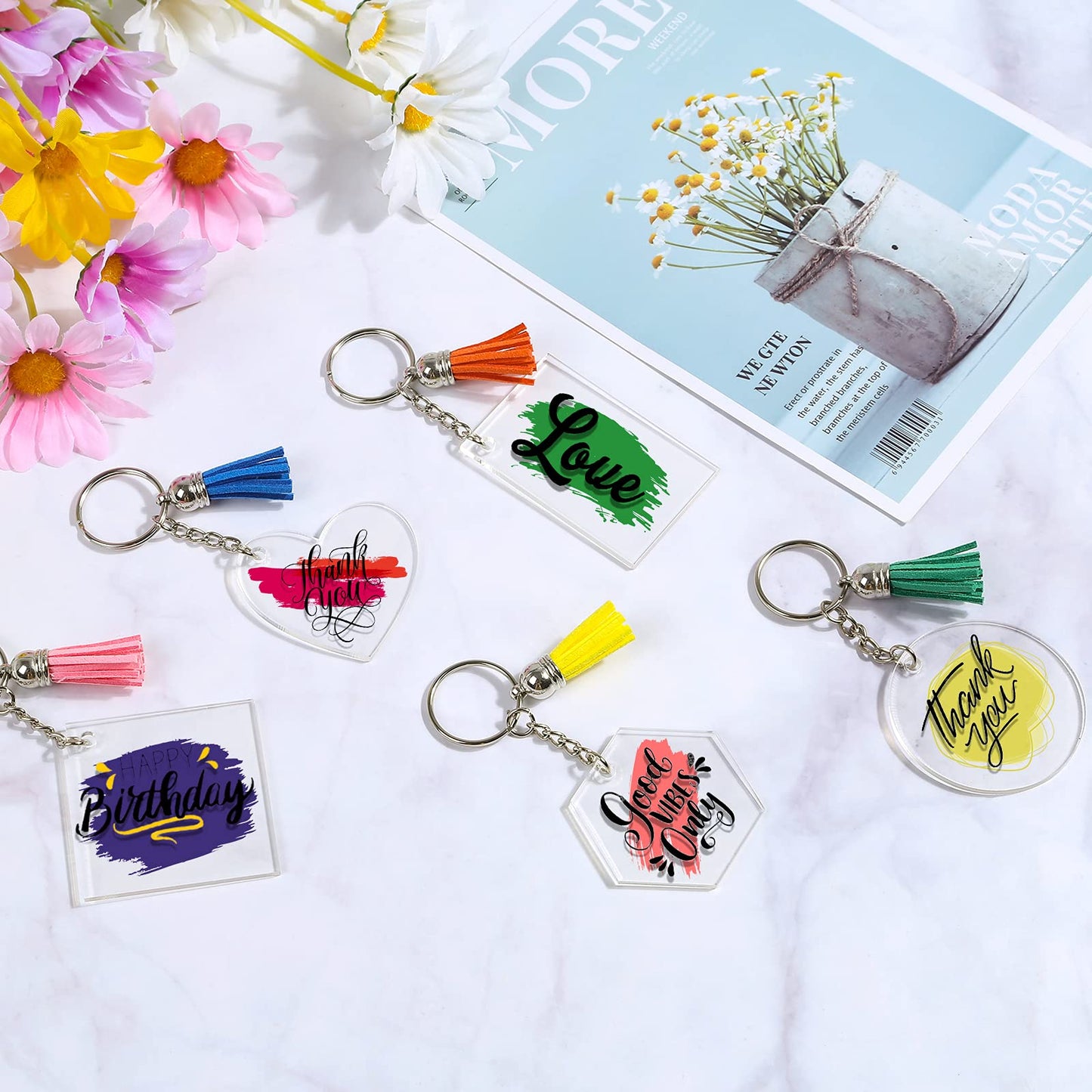 Cruzix 200Pcs Blank Keychains for Vinyl, Acrylic Keychain Blanks Bulk with 5 Shapes Clear Acrylic Disc Leather Tassel Charms Key Chains Jump Ring for DIY Craft Ornament Engrave Painting