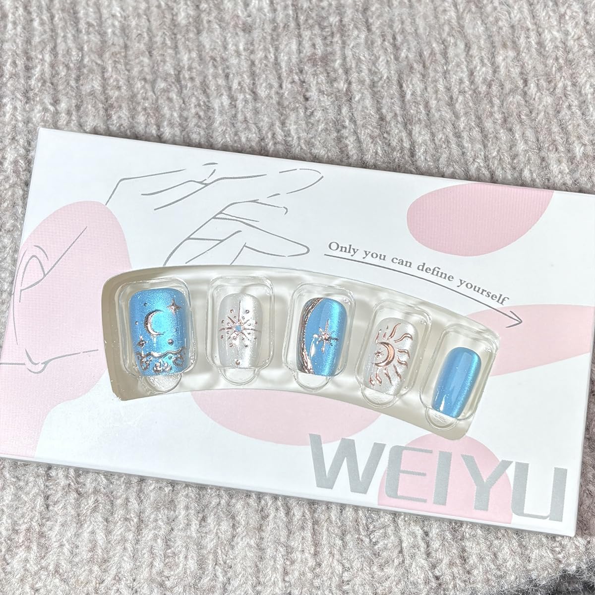 30Pcs Short Press on Nails Coffin Fake Nails Shiny Blue White False Nail 3D Star Moon Sun Design Glossy Glitter Glue on Nail Full Cover Acrylic Nails Press ons Artificial Fingernails for Women