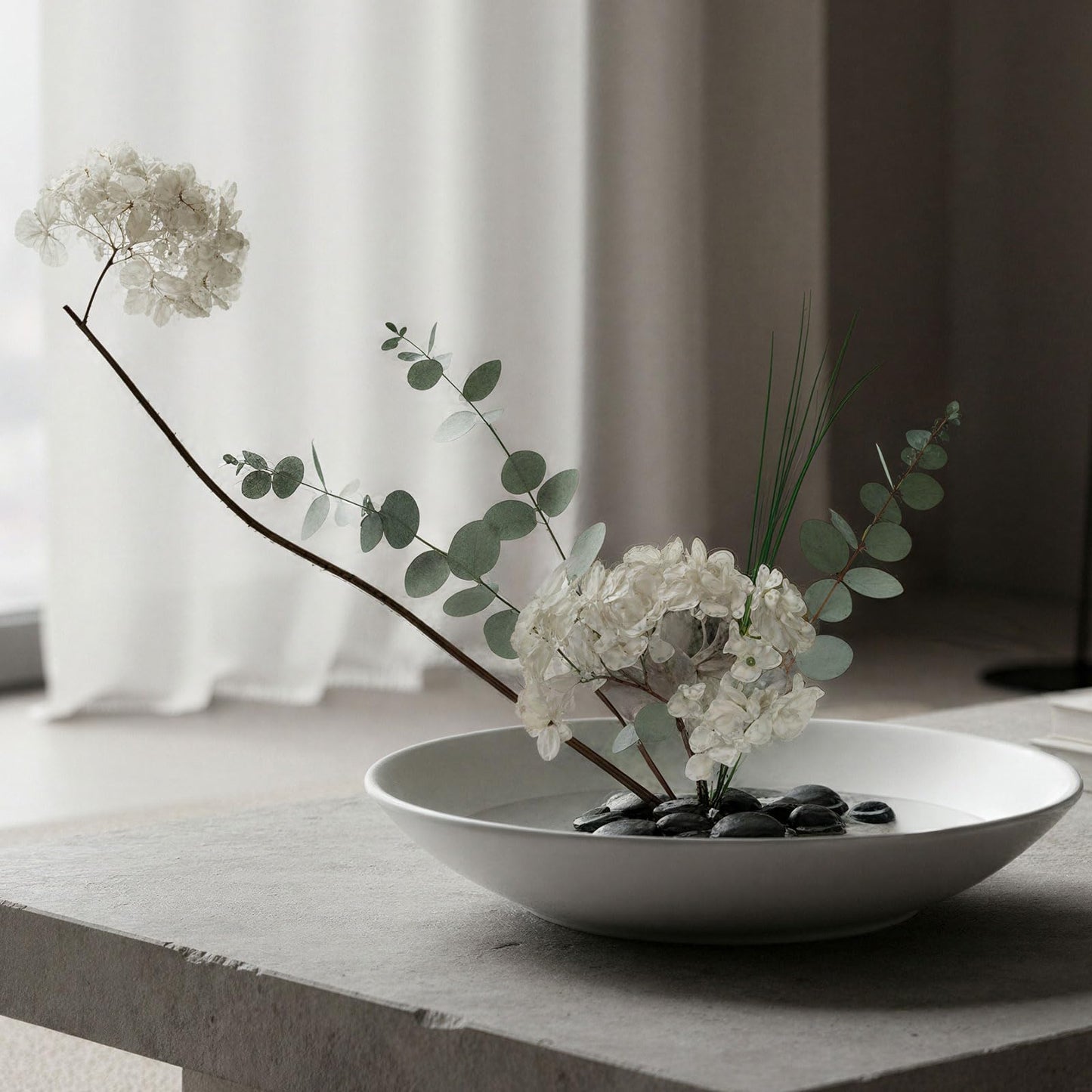 hjn White Ceramic Vase Bowl Decorative Planter - Minimalist Tabletop Vase for Dried Flowers, Succulents & Home Decor Accents -Shallow Plate-12.5''dx2.3''h