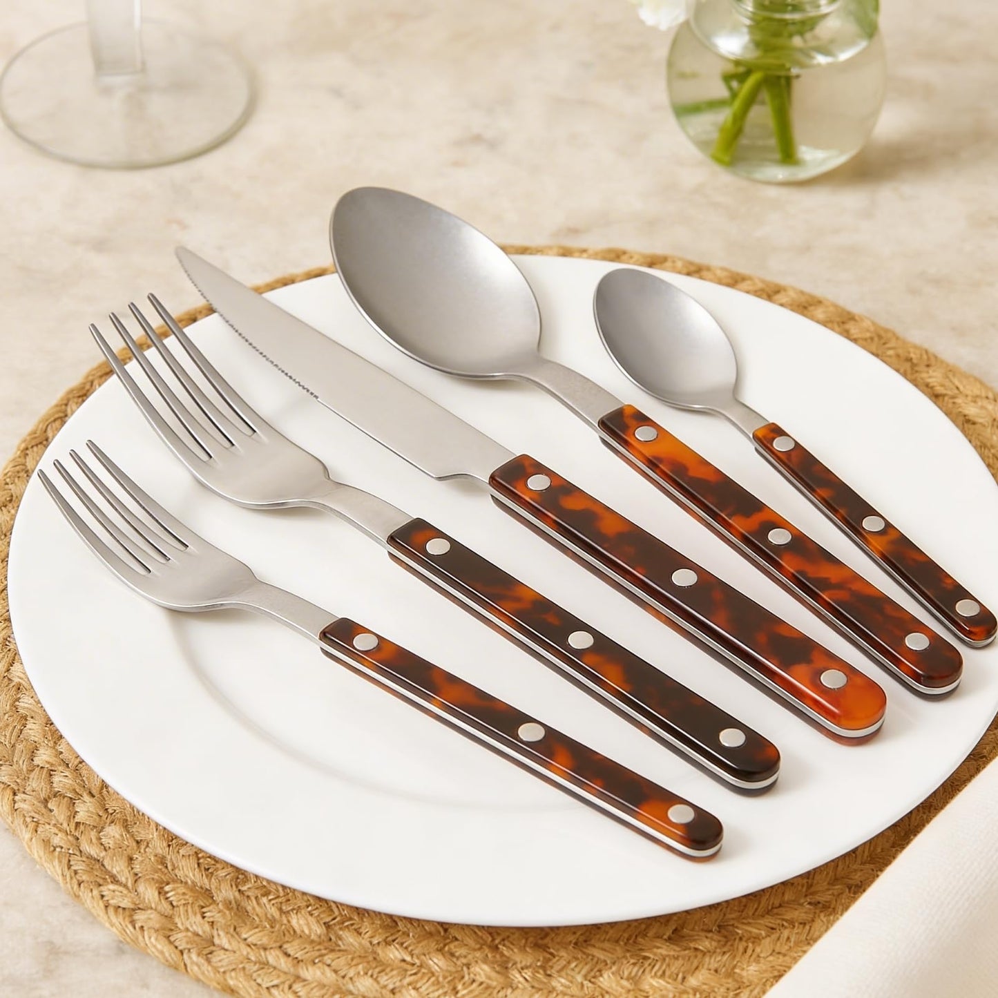 Khen Premium Stainless Steel Flatware Set, 20 Piece Tortoise Cutlery Collection, Mirror Polished Tableware Utensils for Kitchen Dining, Elegant Modern Design with ABS Handle, Durable Dinnerware