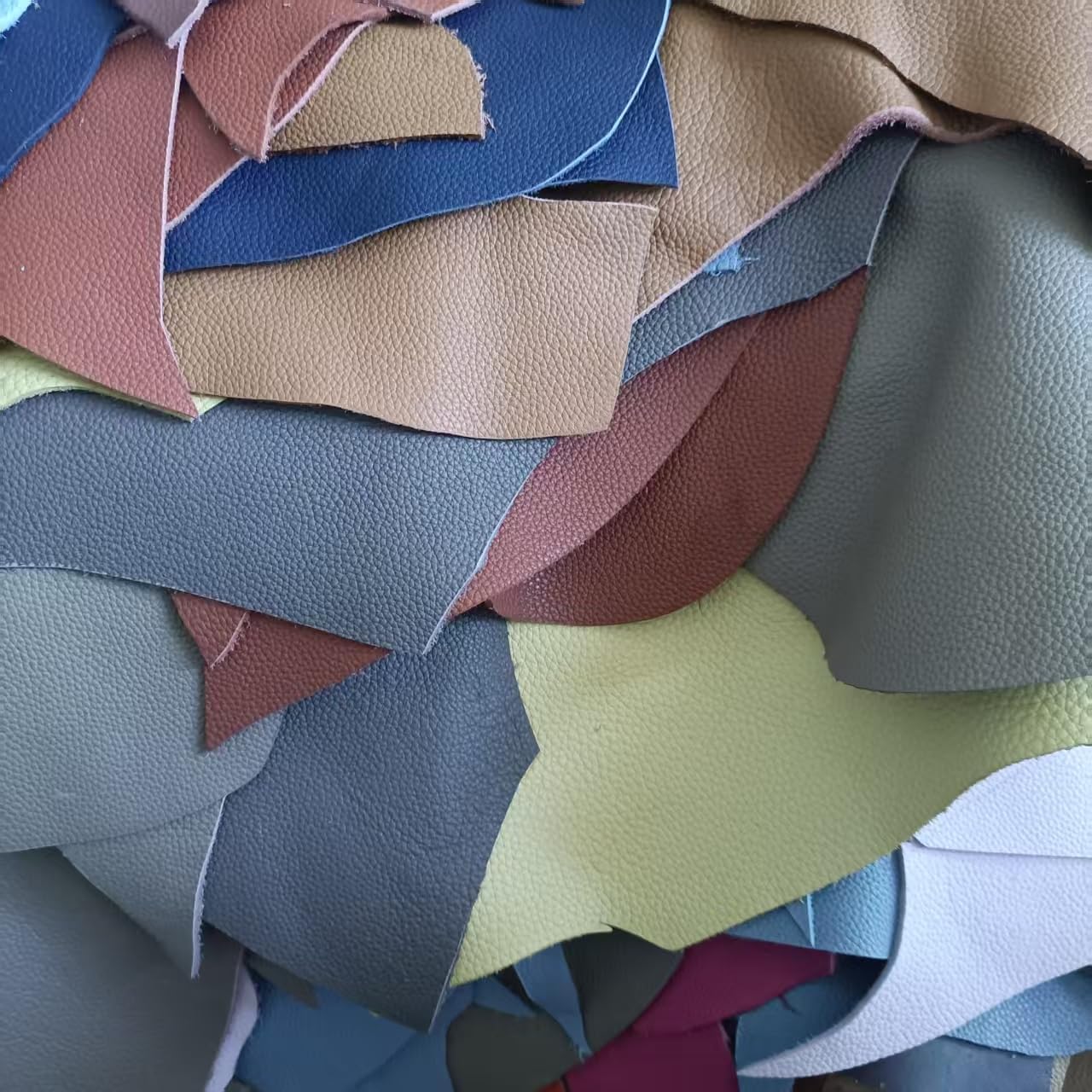 Leather Scraps, 1.5-2.0mm (3.6-5 oz) Thick Genuine Cowhide Scraps, Leather Scrap for Tools/Crafts/DIY, Mixed Colors,Leather for Crafting (Thick 500 Grams)