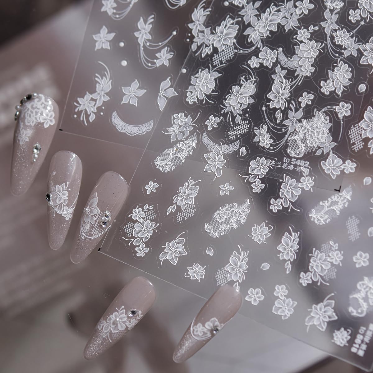 White Floral Lace Nail Stickers Spring - Elegant Self-Adhesive Nail Art Decals for Women, DIY Manicure Supplies 1 Sheet
