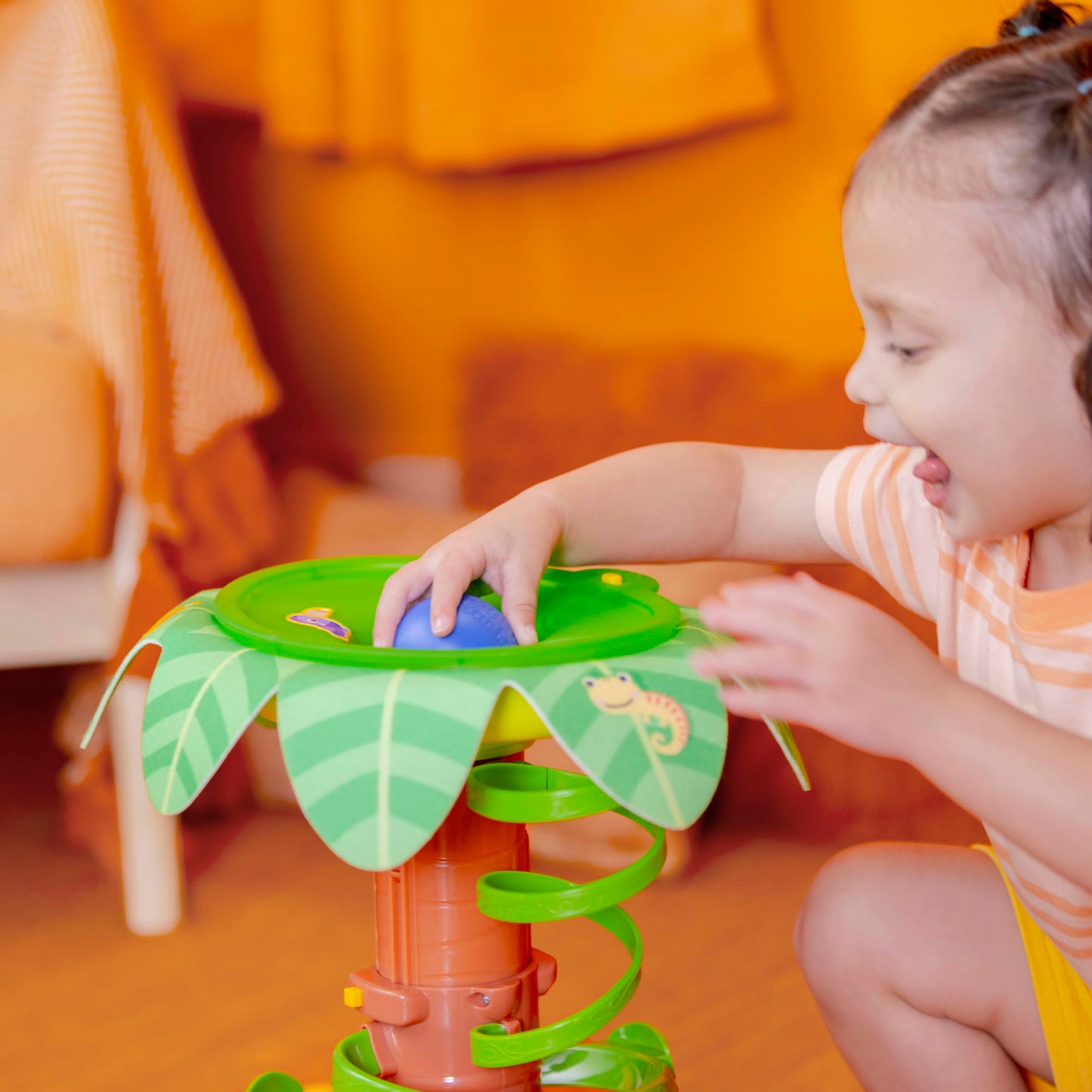 Bright Starts Tropical Twirl Ball Play Toy with Lights & Music, 5 Balls Included, Unisex, 6 Months+