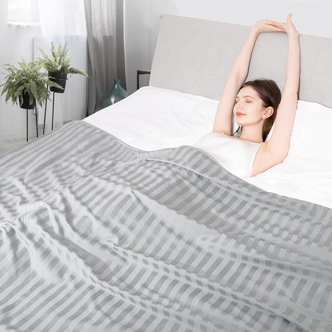 Elegear Revolutionary Cooling Blanket Queen, Absorbs Heat to Keep Body Cool for Night Sweats, Double Sided Arc-Chill3.0 Cooling Fiber Q-Max>0.5, Lightweight Summer Cold Blankets for Sleeping 79“ x 86”
