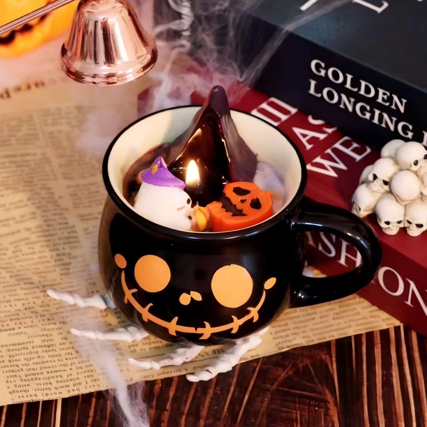 EAKE Halloween Ghost Mug Scented Candle - Black Novelty Cup with Ghost & Pumpkin Designs, White Peach Oolong Scent, Soy & Beeswax Blend, 30-Hour Burn, Novelty Spooky Gift for Halloween, Birthday