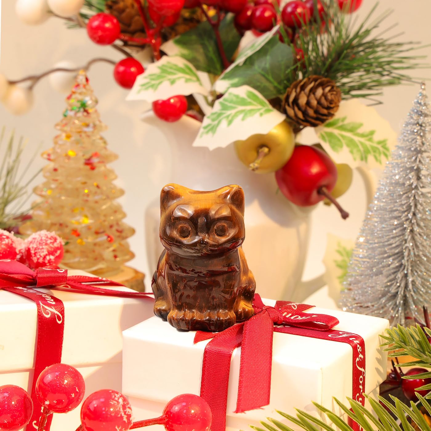 DUQGUHO Cat Decor Tiger Eye Cat Crystal Figurines Crystals Gifts for Cat Lovers Men Women Lucky Cute Cat Statue Decor 1PC