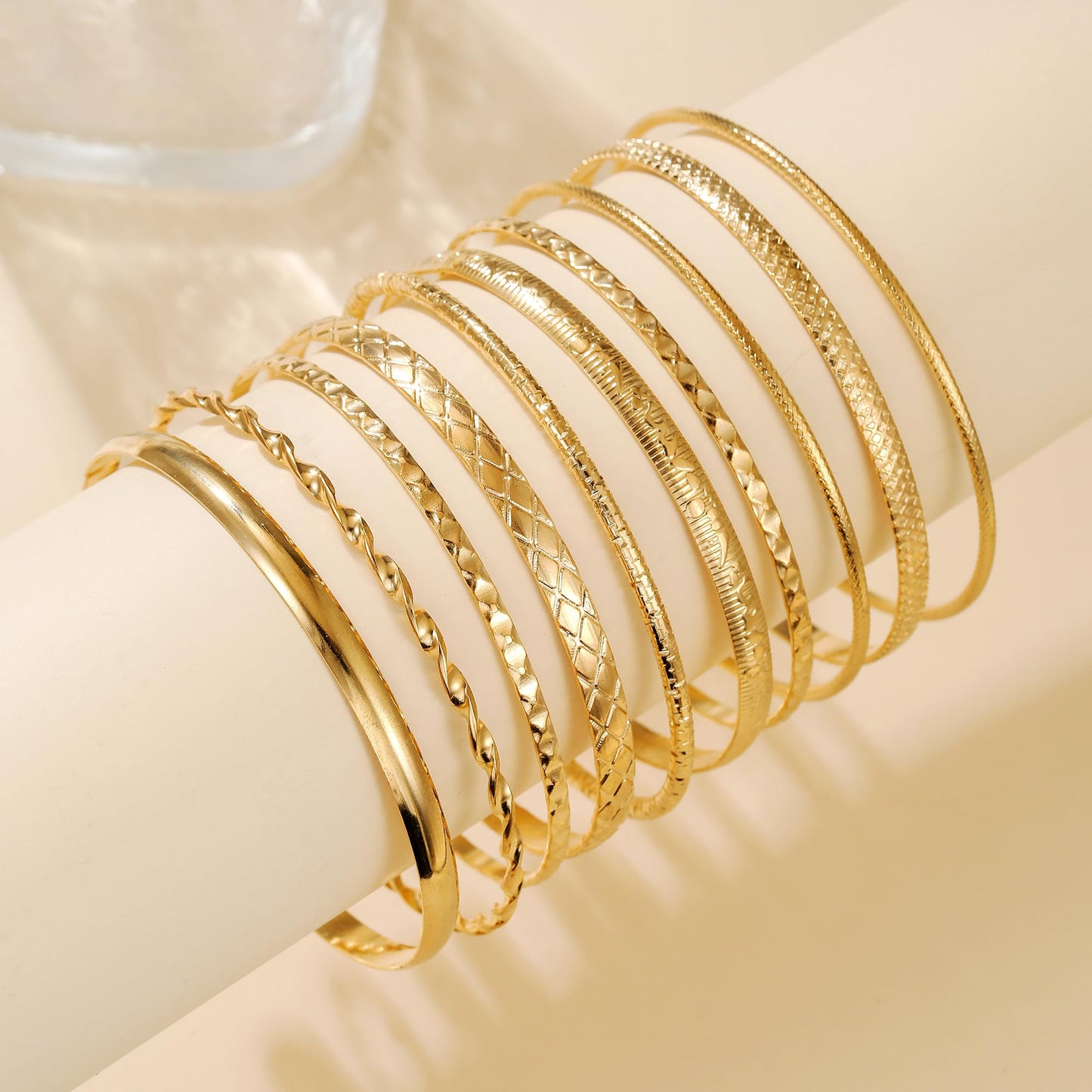 AYWFCBF Gold Bangle Bracelets for Women, 10 Pcs Boho Stackable Bangles Multi Layer Textured Chunky Bracelets Jewelry Set for Women