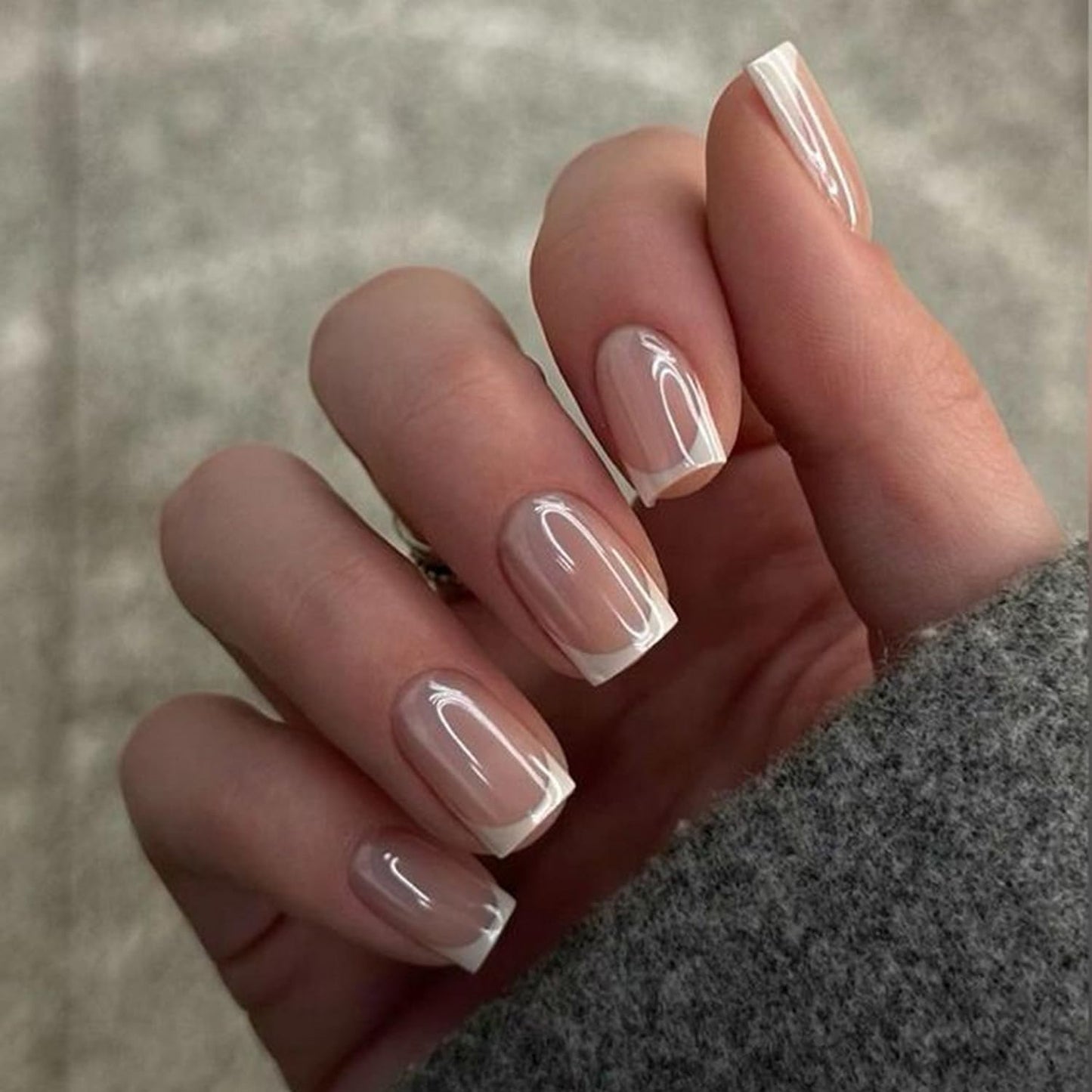24 Pcs Pink Chrome Press on Nails Short Square Shaped Fake Nail Glossy Reusable Acrylic Nail Designs White French Tip False Nails Full Cover Stick on Nails for Women Manicure Accessories