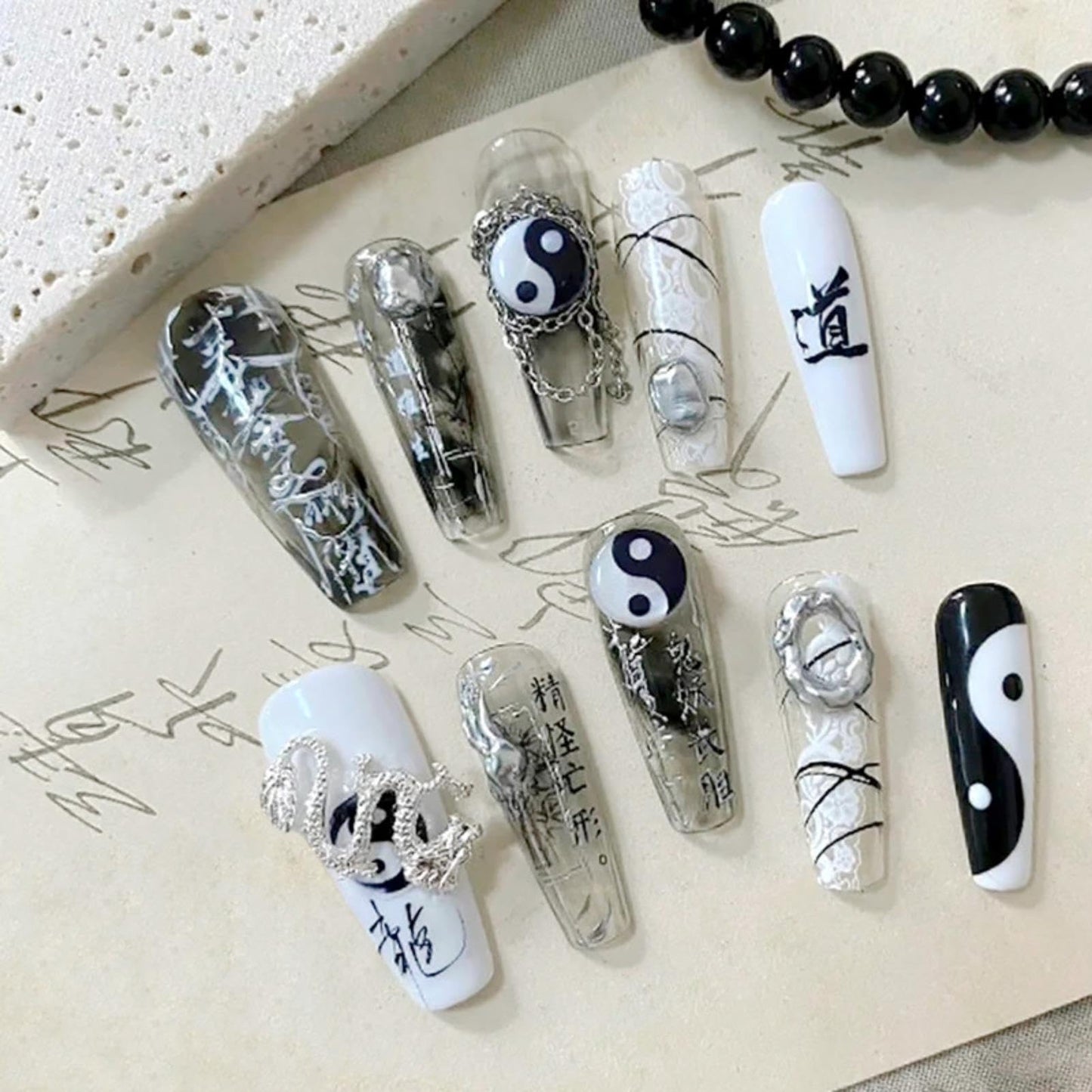 40 PCS 3D Yin Yang Tai Chi Nail Charms - Gossip Black and White Round Gossip Accessories 3D Nail Art Decoration
