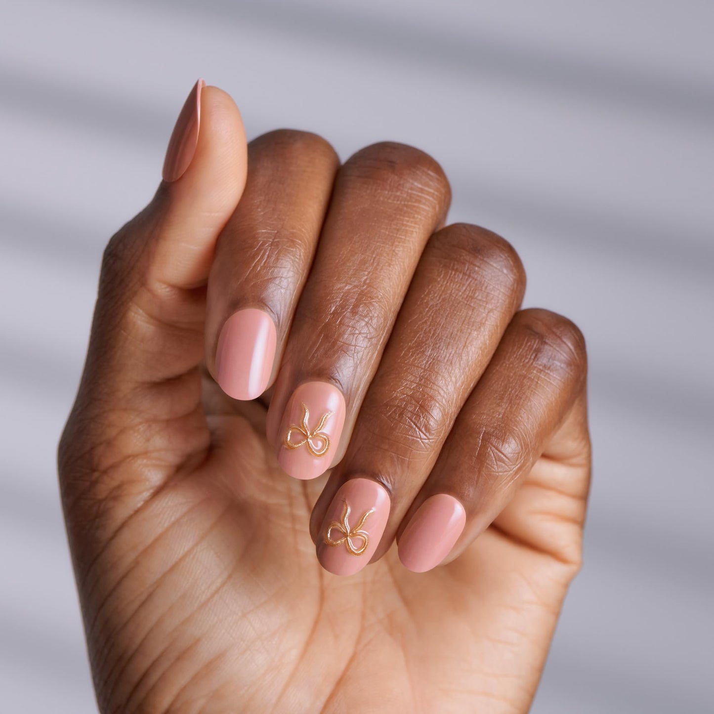 Kiss Impress No Glue Mani Press On Nails, Design, 'Close to you', Pink, Short Size, Oval Shape, Includes 30 Nails, Prep Pad, Instructions Sheet, 1 Manicure Stick, 1 Mini File