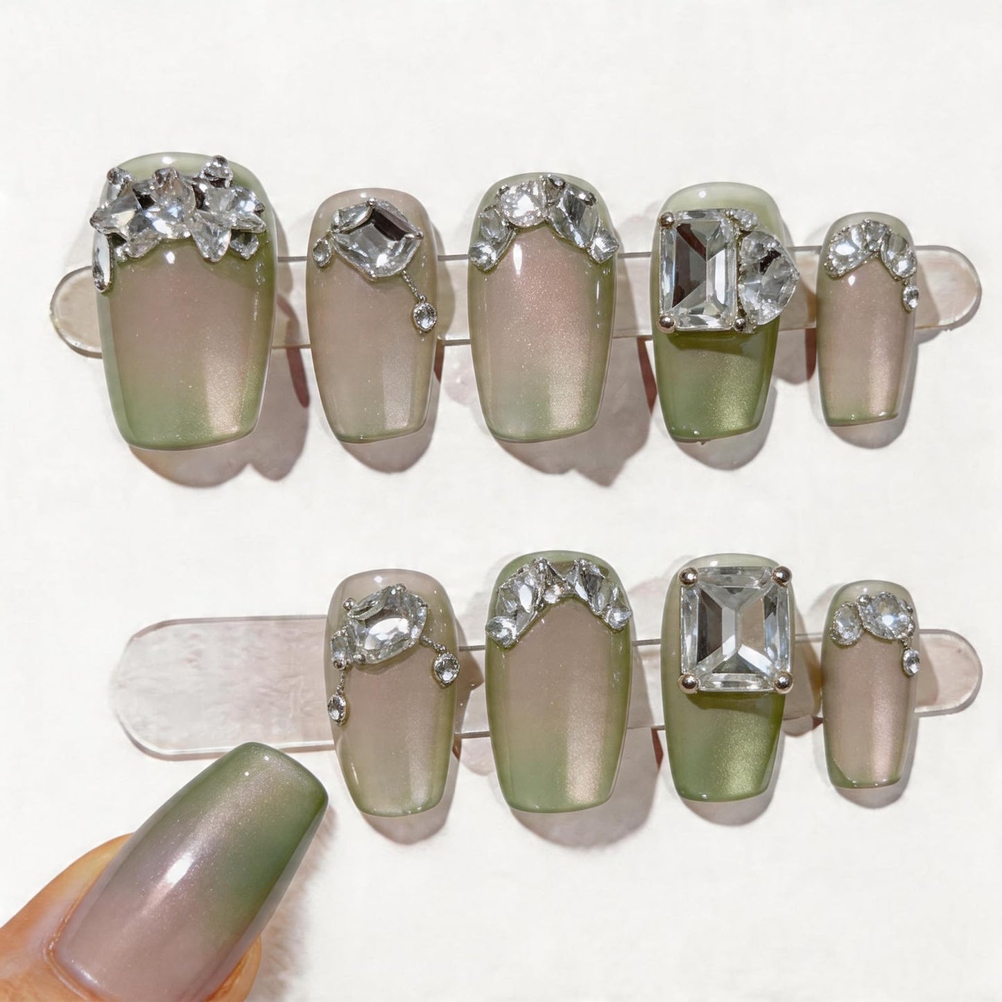 DANNEASY 10PCS Handmade Press on Nails Medium Short Almond - 3D Rhinestone Fake Nails Cute Cat Eye Press ons for Women Artificial Acrylic Nails Press On