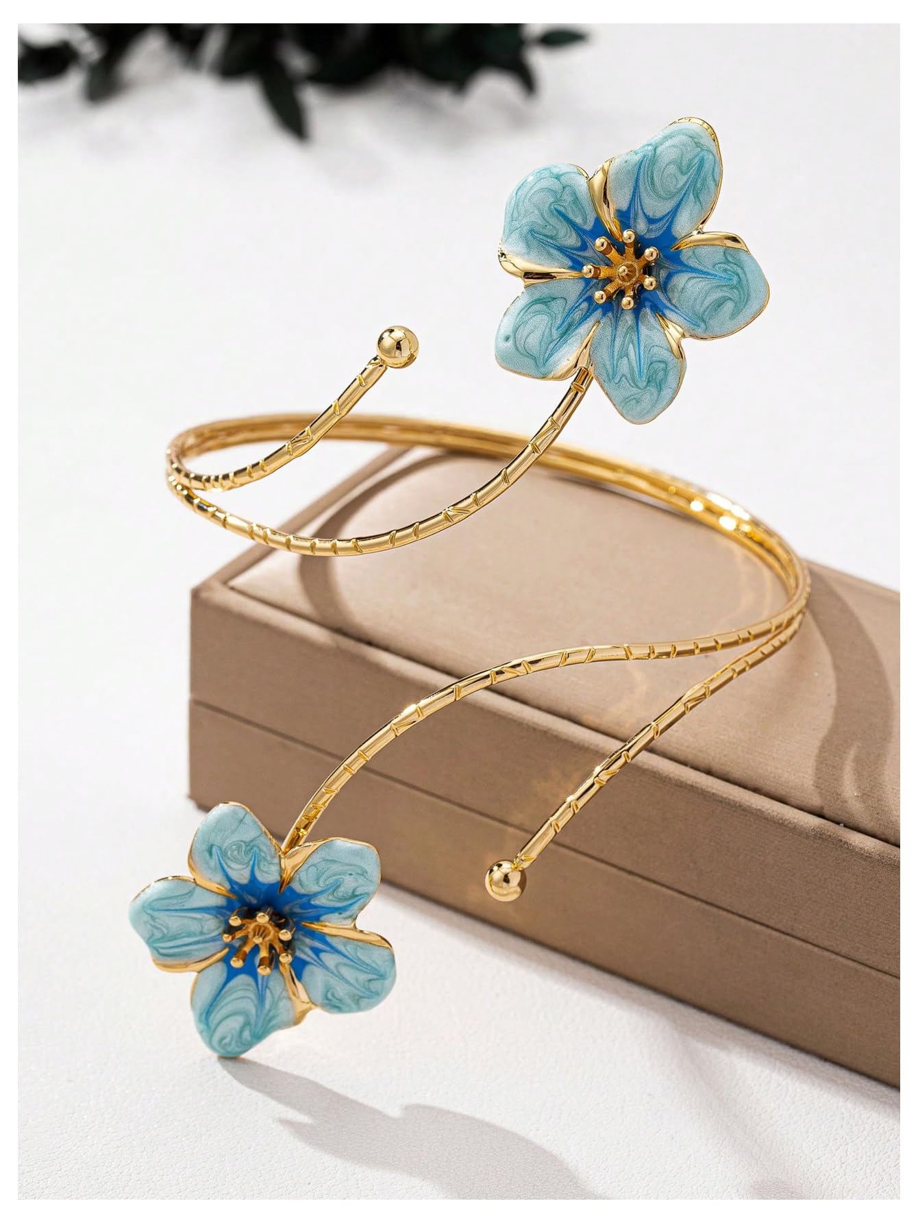 MakeMeChic Beach Gold Arm Cuff Jewelry for Women Bangle Band Armlet Flower Upper Arm Cuff Bracelet Summer Beach Essentials Blue One-Size