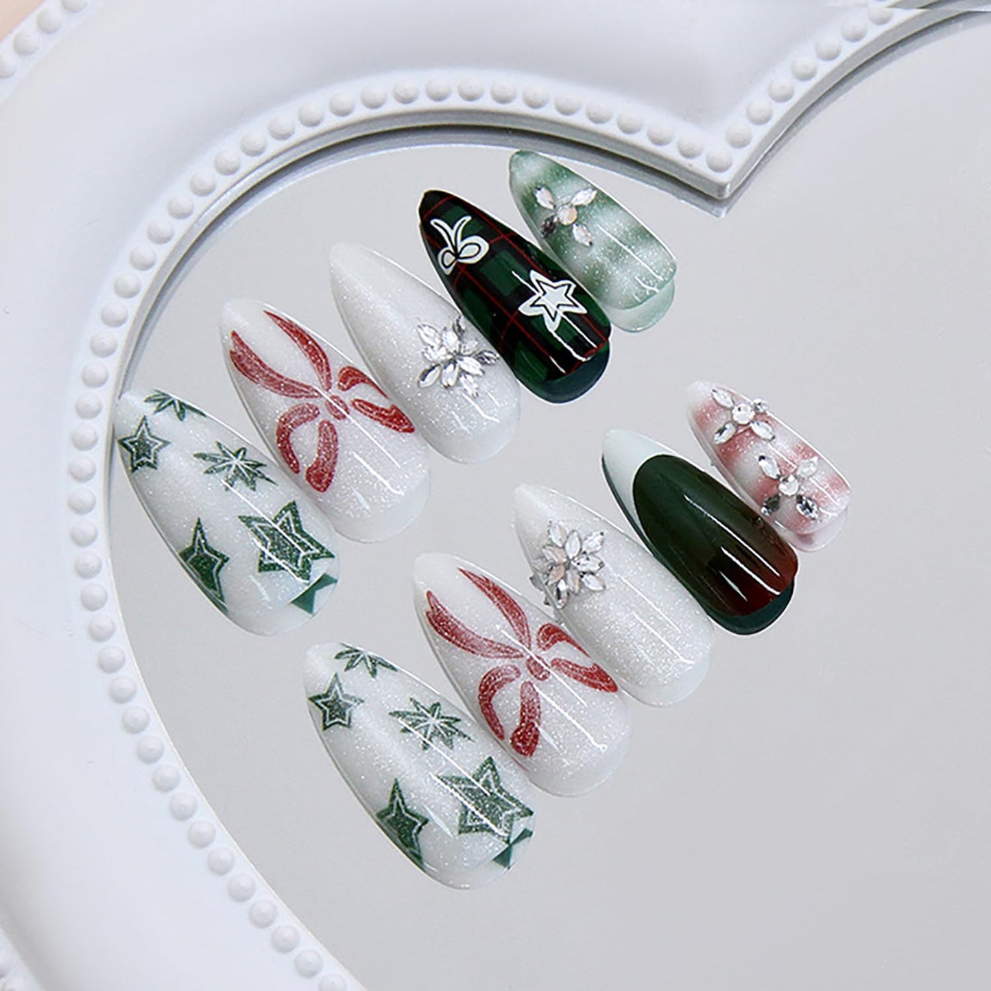 24pcs French Tip Press on Nails Medium Almond Fake Nails with 3d Snow Rhinestones Designs False Nails Christmas Glue on Nails Winter Snowflake Full Cover Artificial Stick on Nails Decoration for Women