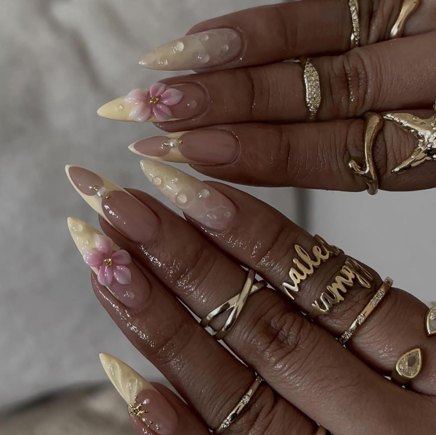 French Tip Press on Nails Long Almond Fake Nails 3D Flower Glossy False Nails Gradient Creamy Yellow Stick on Nails for Women Nail Art 24Pcs
