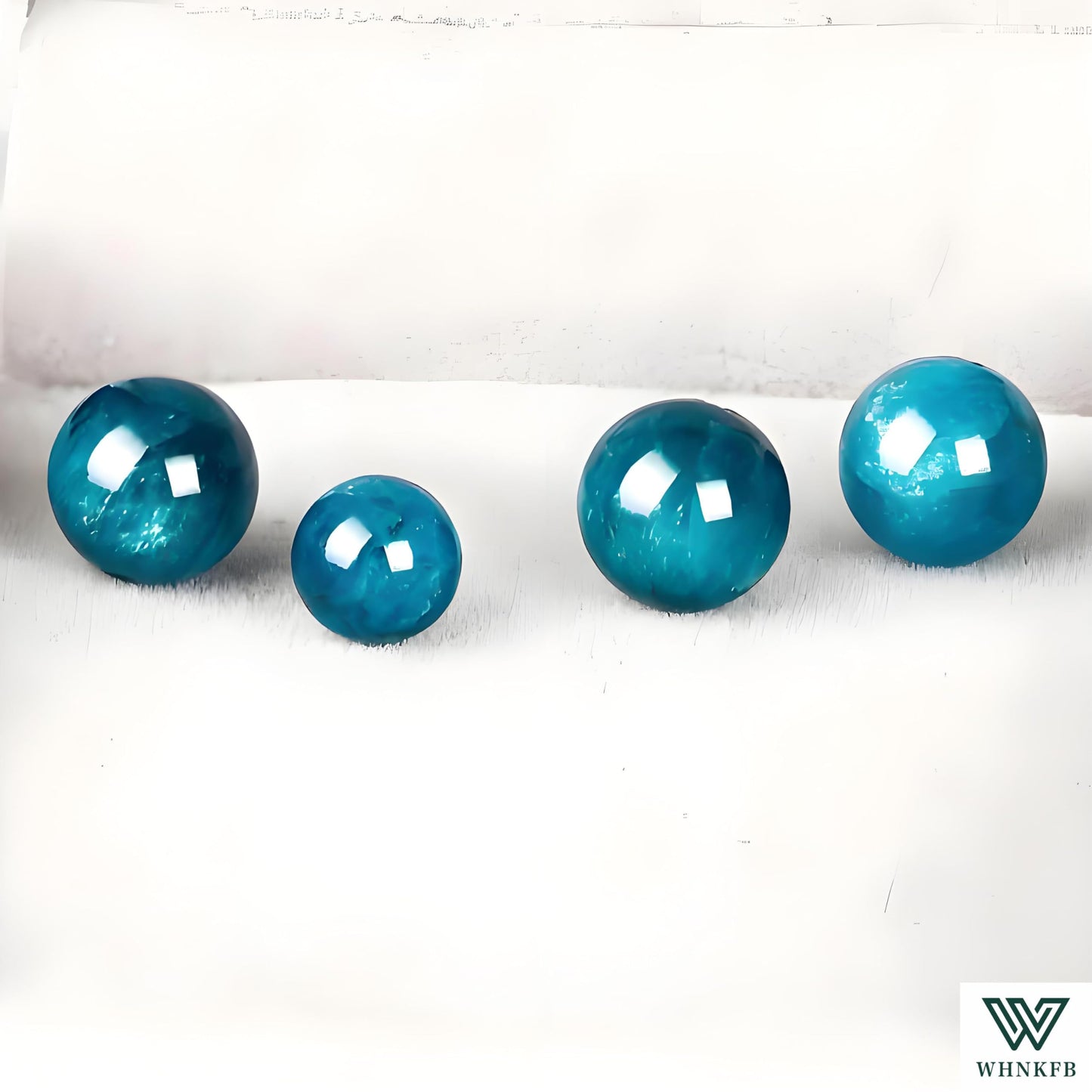 WHNKFB 8mm 50PCS Natural Blue Apatite Round Beads, Rare Phosphate Loose Gemstone Beads for Jewelry Making Craft - 4mm 6mm 8mm 10mm Options with Free Elastic Cord