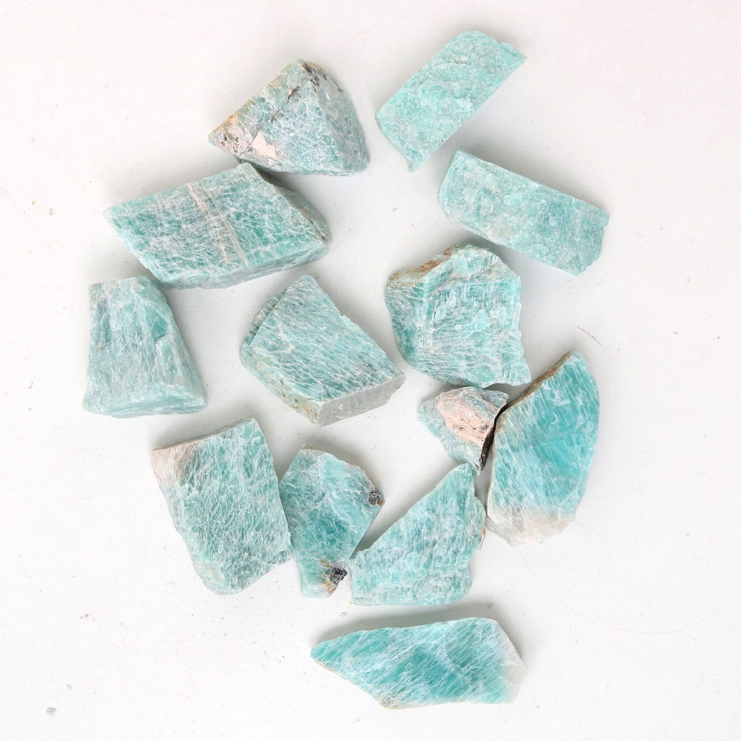 REAL-GEMS Natural Raw Healing Crystals Rough Stones for Tumbling, Cabbing, Polishing, Wire Wrapping, Wicca & Reiki Crystal Healing, Mix Gemstones,7 Chakra (Amazonite)