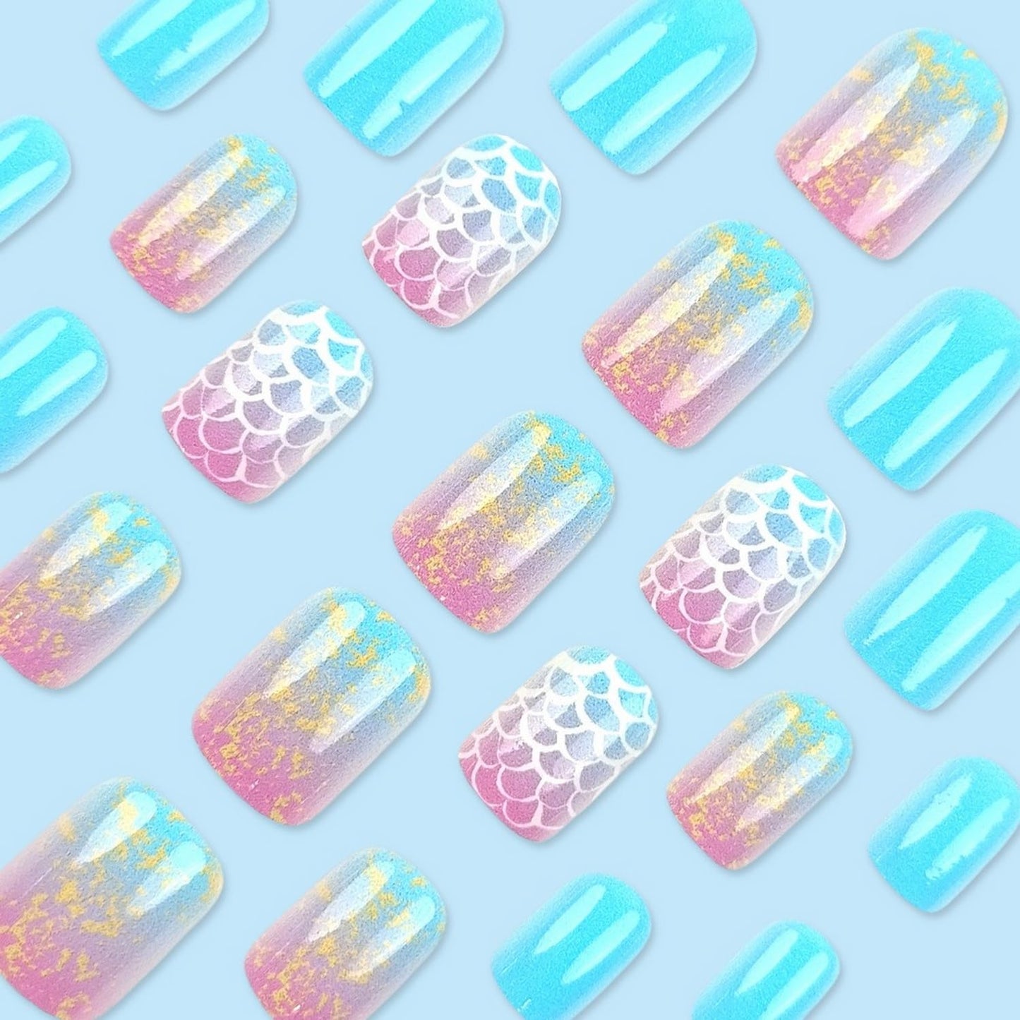 OCOUYVD 24 Pcs Summer Press On Nails Short Square Glitter Fish Scale Design Full Cover Artificial Nails Glossy False Nails Stick On Nails for Women Nail Art Manicure