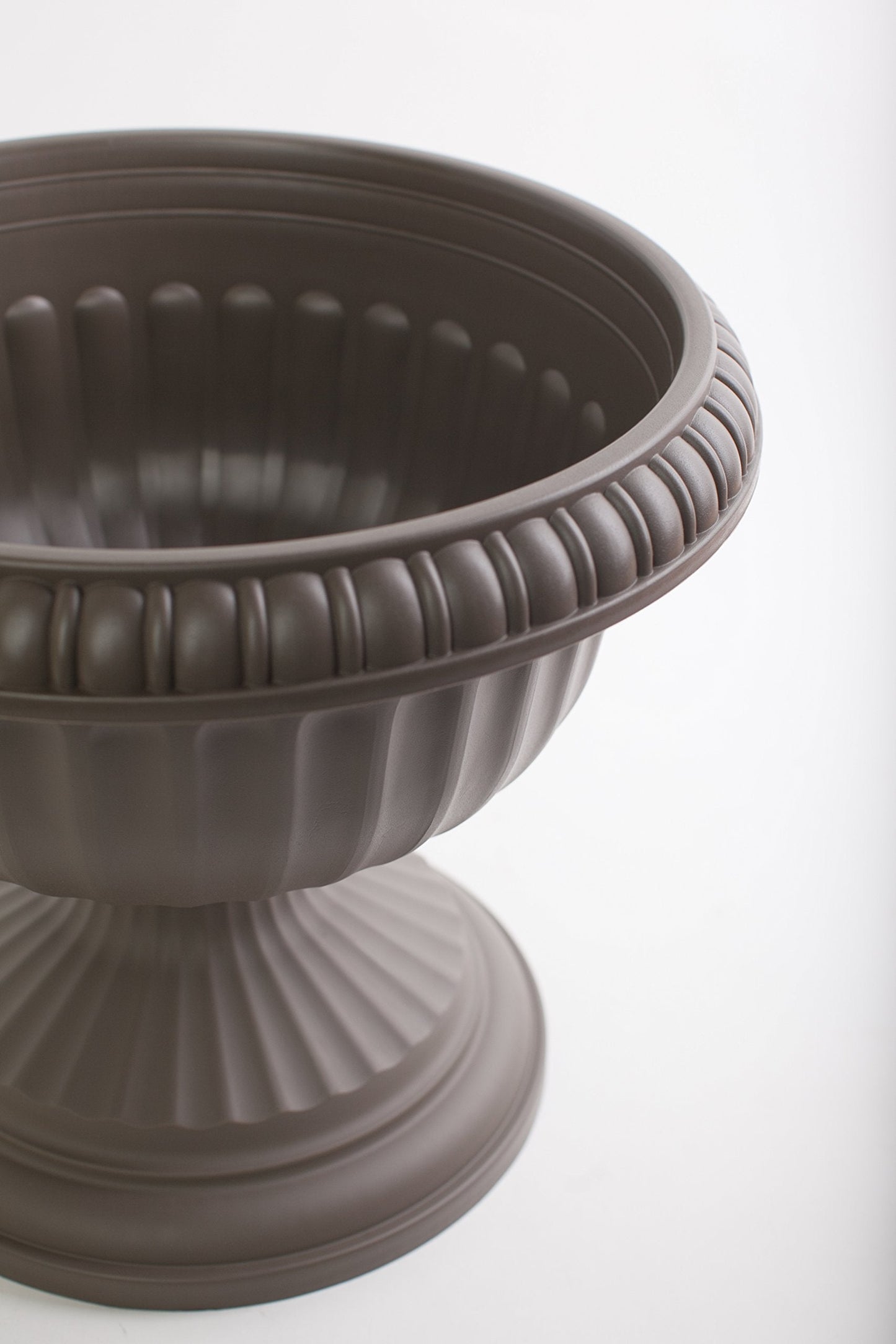 Bloem Grecian Urn Planter, 18", Peppercorn