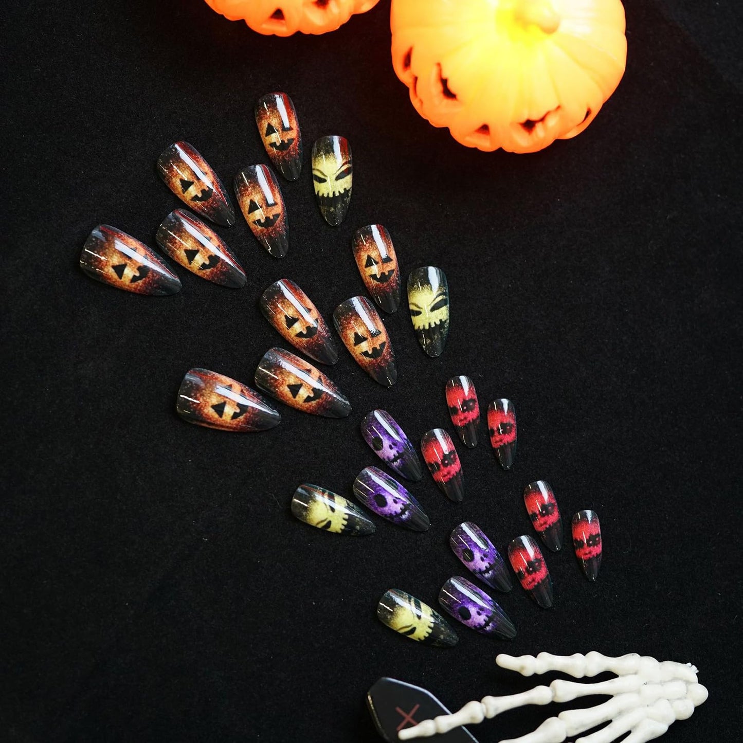 MISUD Press on Nails - Medium Almond Fake Nails with Goth Black Acrylic Halloween Ghost Design 24 pcs