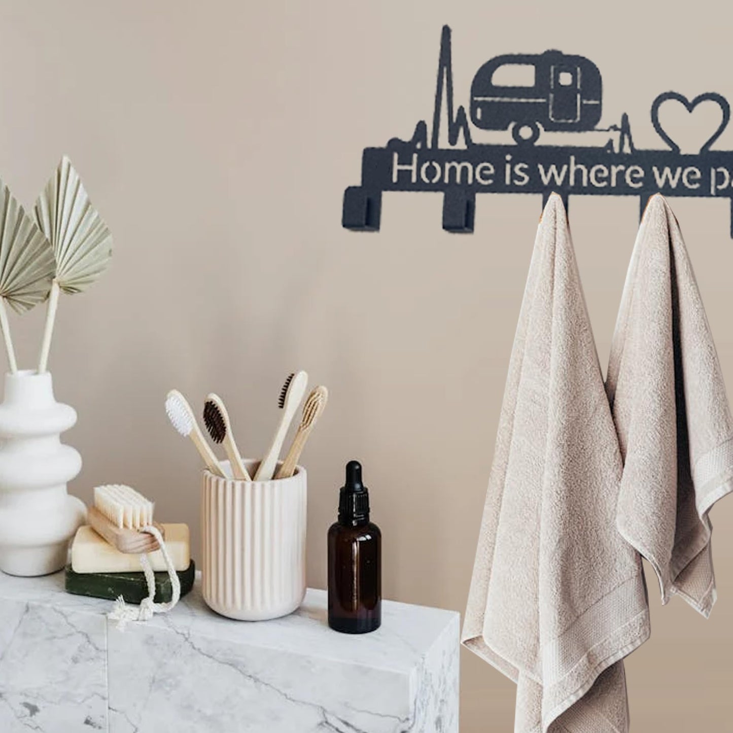 Msimplism.D Key Holder Wall Mount with 6 Hooks, Happy Camper Key Rack Organizer for Entryway, Kitchen, Office - Rustproof, Waterproof - Easy Installation, Gift for New Homeowners - 9.8inch/25cm
