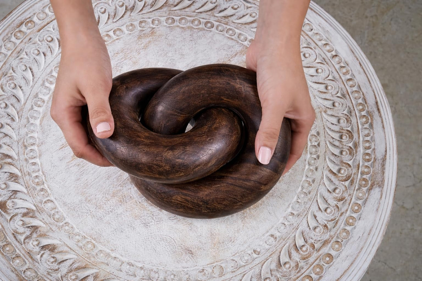Eximious India Knot Coffee Table Home Console Table Decor Items Book Shelf Decor Accents Living Room Wood Knot Decor Chain Link Decor - Housewarming, Anniversary Wedding Gift Ideas (Walnut Wood)