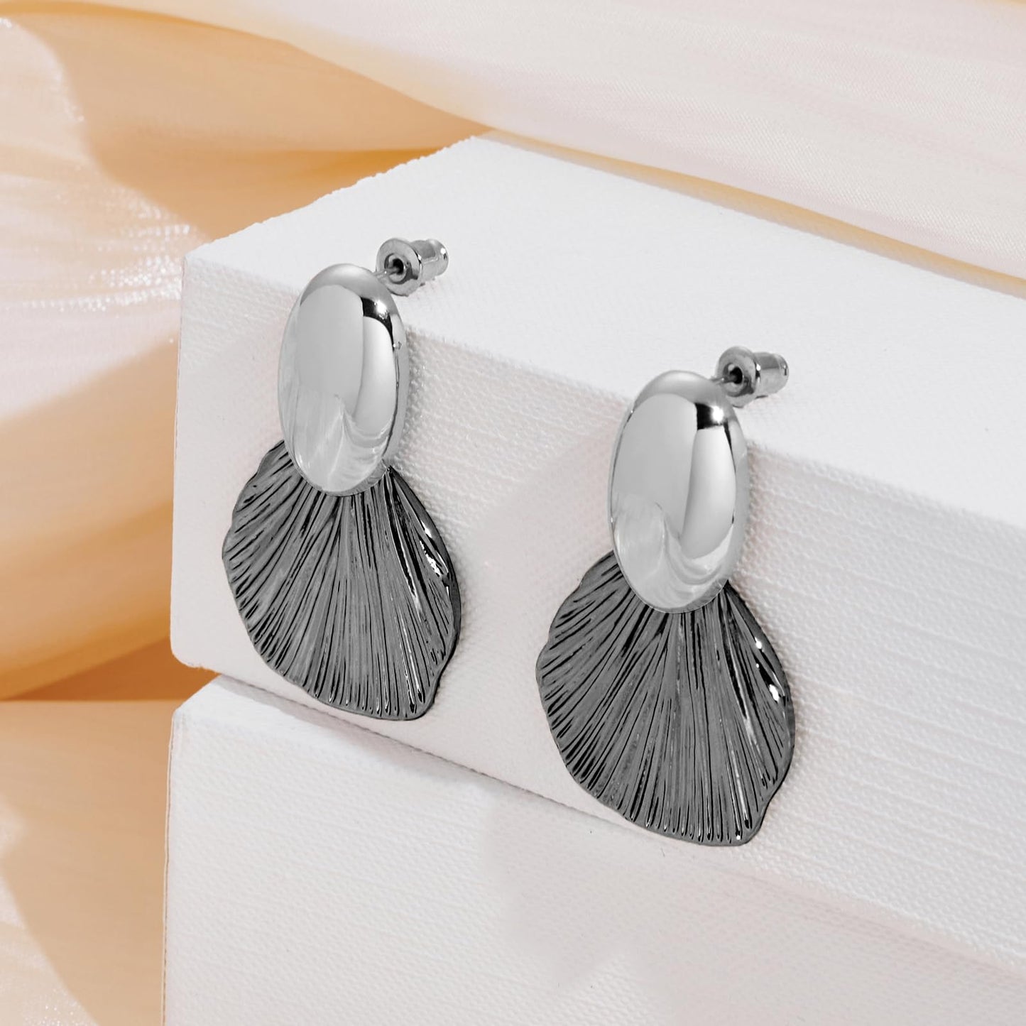 FILMOON Dangle Shell Earring for Women Two-Tone Fan-shaped Black Earrings Fashion Statement Jewelry