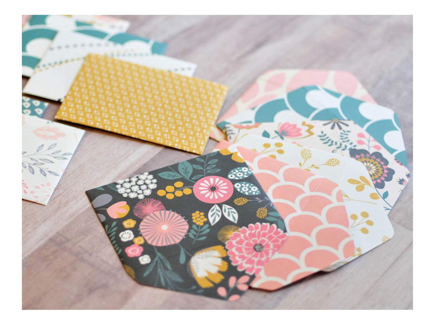 Bira Envelope Corner and Notch Punch Envelope Maker, 2 in 1 for Paper Crafting Scrapbooking Cards Arts