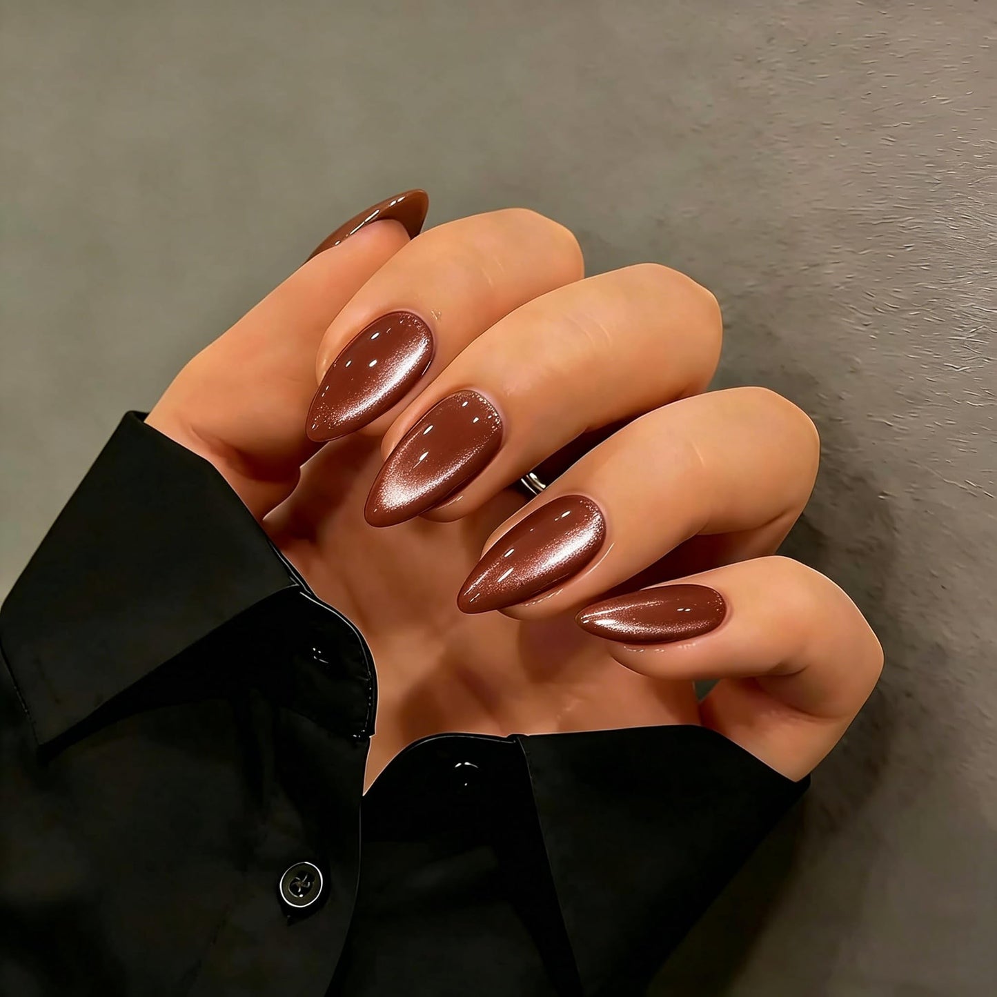 KQueenest Cat Eye Press On Nails Almond - Amber Brown Press On Nails Medium Stiletto, 30 Pcs 15 Sizes Glitter Fake Nails Press ons, Upgrade Thick Quality, Reusable Reflective Glue on Nail for Women