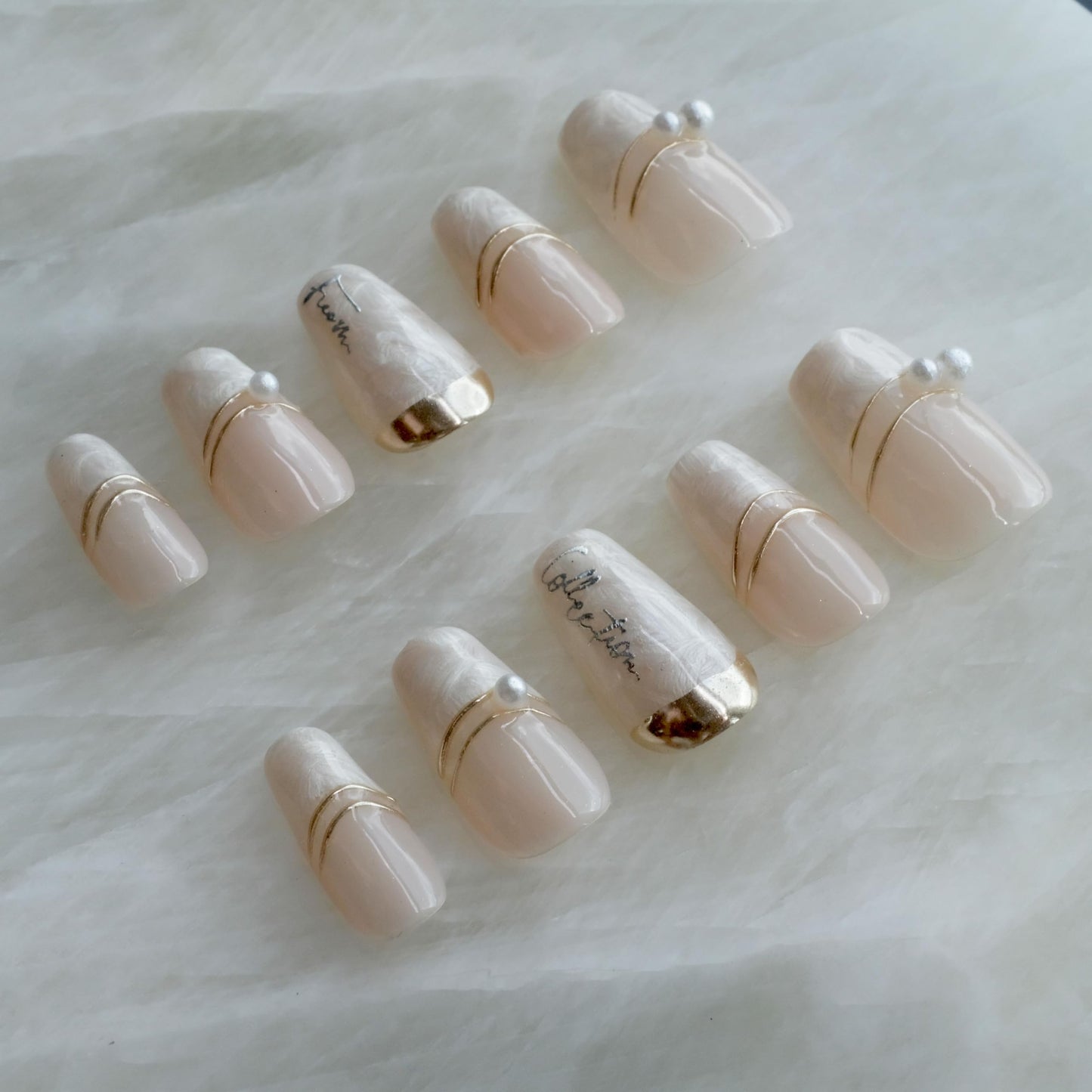 [GLORS] Purly Handmade Medium Ballerina Press on Nails | Luxurious Gold Pearl Fake False Nails, 10 Pieces (Small, MB)