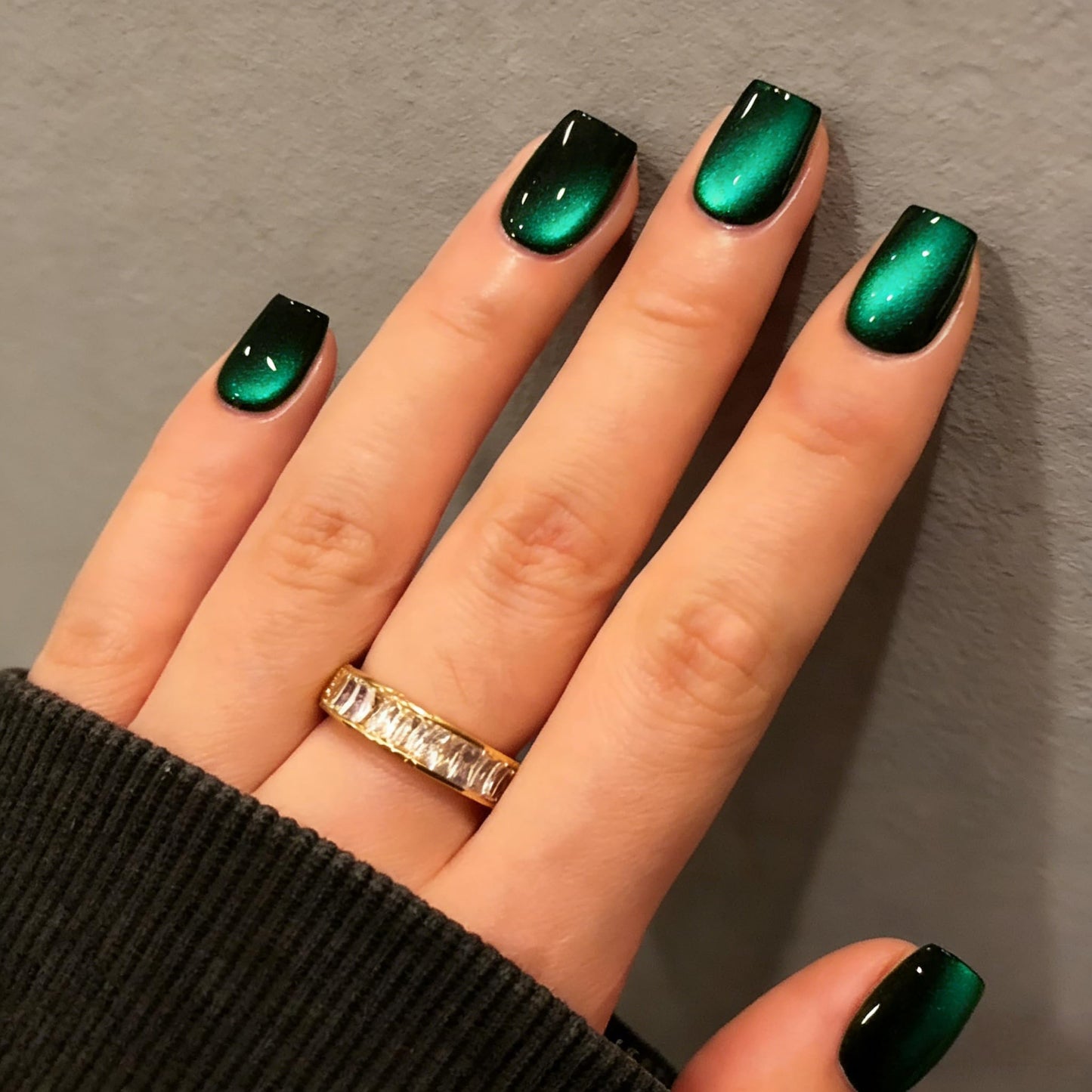 KQueenest Cat Eye Press On Nails Short - Dark Emerald Green Press On Nails Square, 30 Pcs 15 Sizes Glitter Black Fake Nails Press ons, Thick Quality, Reusable Small Glue on Nail for Women Goth Party