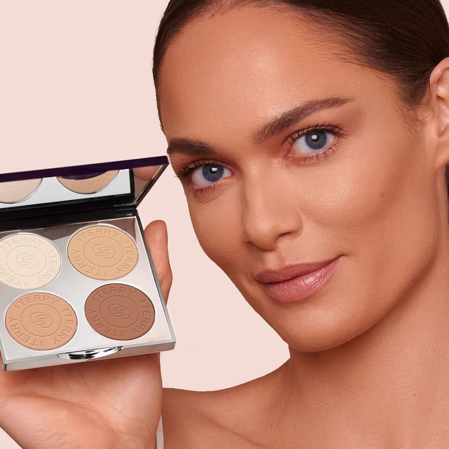 By Terry Hyaluronic Hydra-Powder Palette, 4-Shade, Vegan Contour Palette For Flawless & Matte Complexion, Fair to Medium