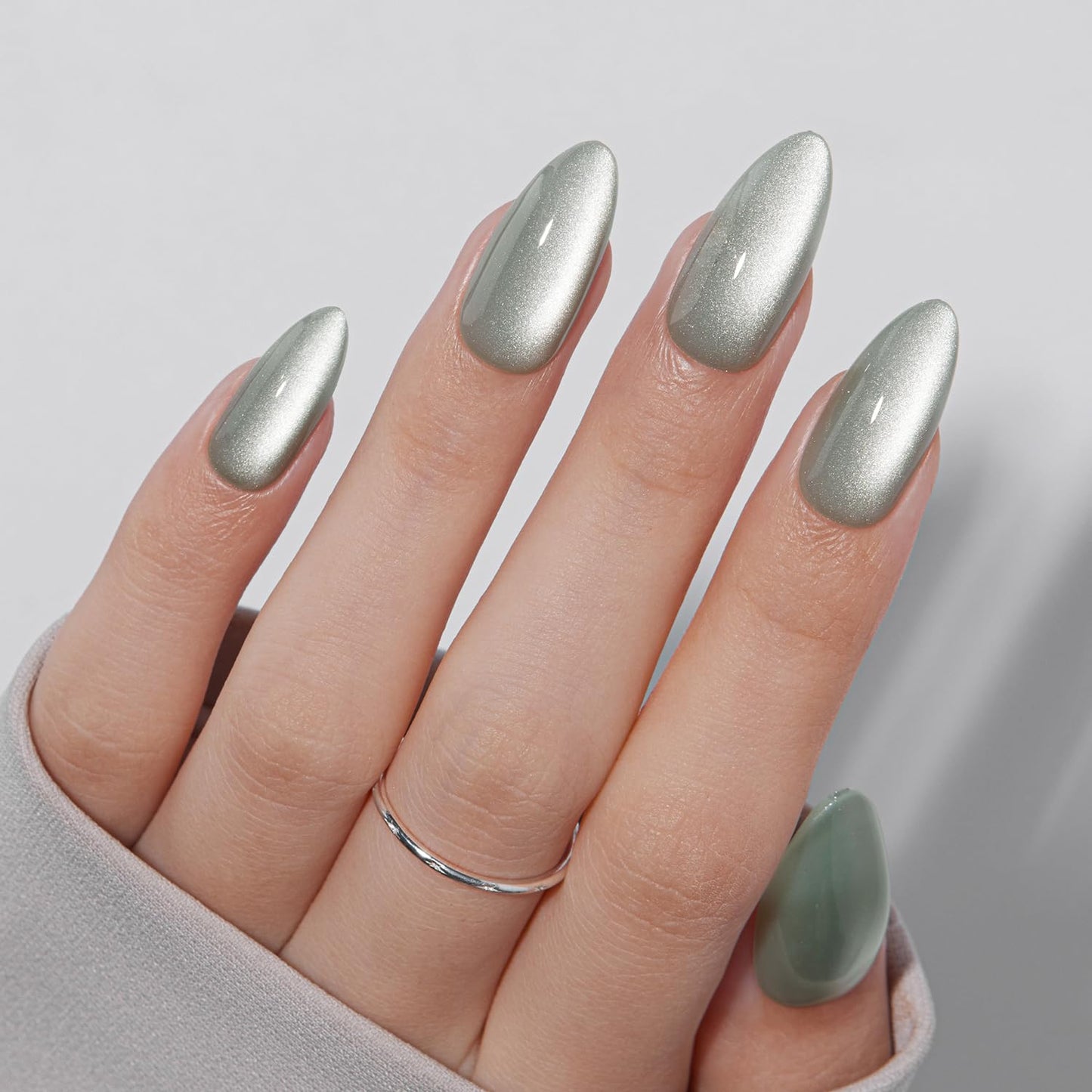 VSALON Press on Nails Medium Almond - Green Cat Eye and Solid Black Glue on Nails, Reusable Soft Gel Fake Nails - 2 Set of 32 PCS