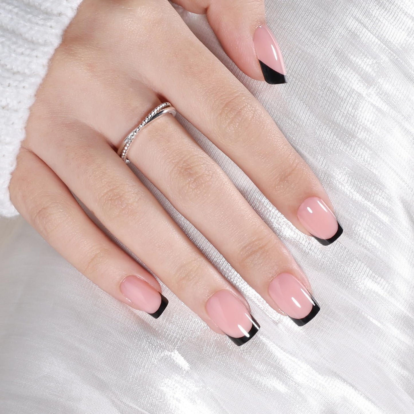 Black French Tip Press On Nails Square- Black Short Fake Nails, Square Press On Nails Reusable Stick On Nails in 16 Sizes, 32pcs False Nail Kit for Women & Girls