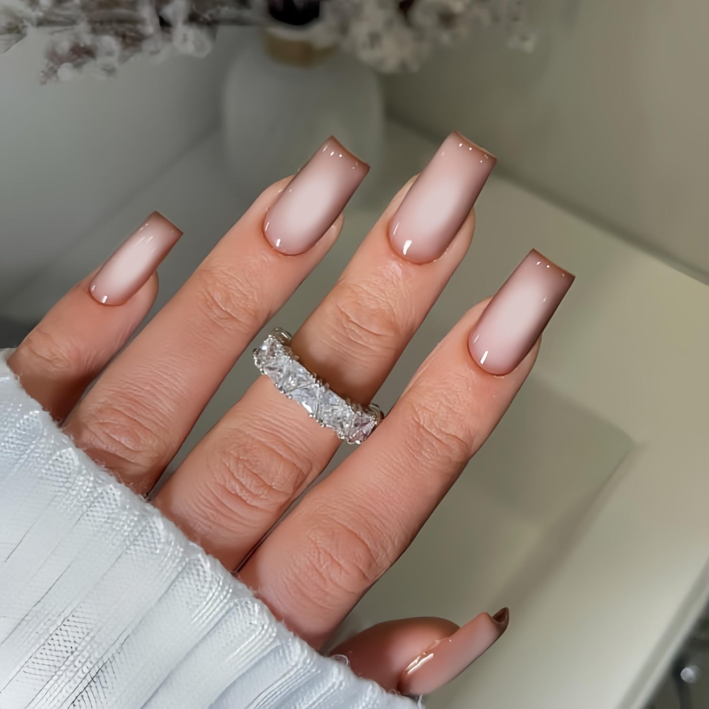 KQueenest Ombre Brown Press on Nails Long Square Shaped Gradient White French Fake Nails Press Ons, Natural Gel Square Tips - 24 Pcs Medium Coffin Acrylic False Nails Set for Women Fall Winter Wear