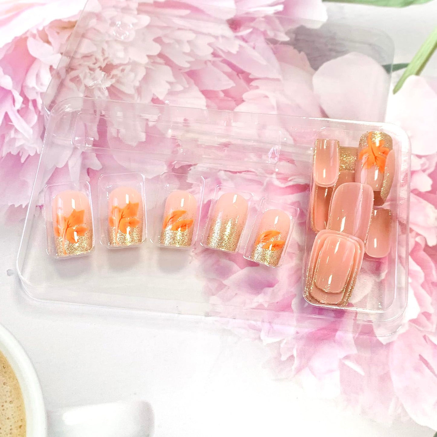 Thanksgiving Press On Short Nails Acrylic Glossy Full Cover Fall False Nails with Maple Leaf Designs Artificial Autumn Leaves Glue Ons Fake Nails for Women Girls (YS253)