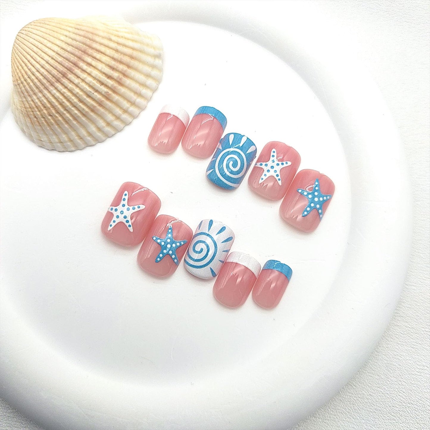 French Tip Press on Nails Short Square Fake Nails with Starfish White Swirl Designs Nails Press ons Blue Glue on Nails Cute Acrylic Nails Summer Stick on Nails for Women 24Pcs