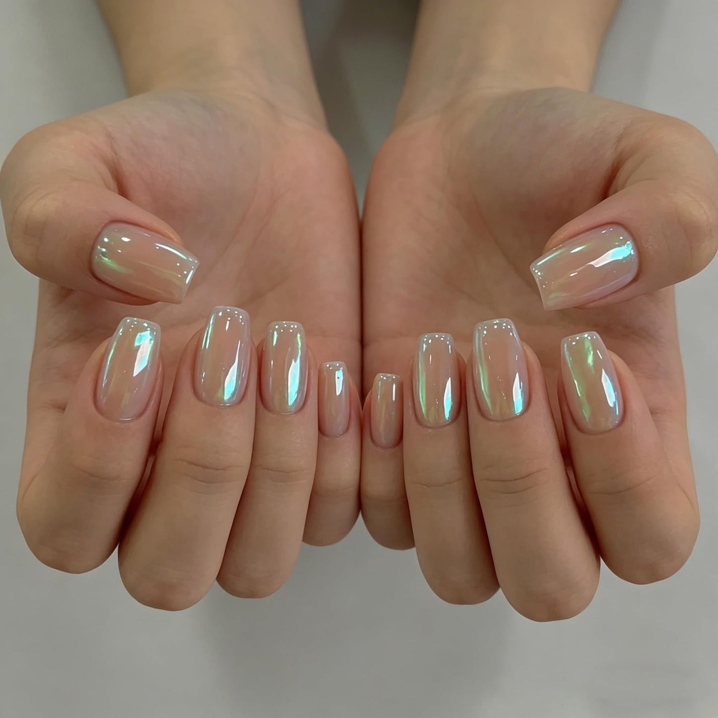 Chrome Press on Nails Short Square Fake Nails Glossy False Nails Aurora Acrylic Nails Reusable Full Cover Stick on Nails for Women Manicure
