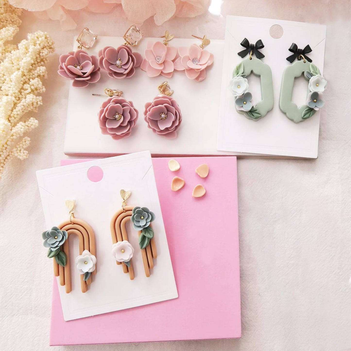 Biutee Flower Polymer Clay Cutters, 10 Shapes Floral & Leaf Micro Clay Cutters, Clay Earring Cutters Mini Floral Clay Cutters Polymer Clay Earring Making Kit for Jewelry Earrings Making DIY Tools