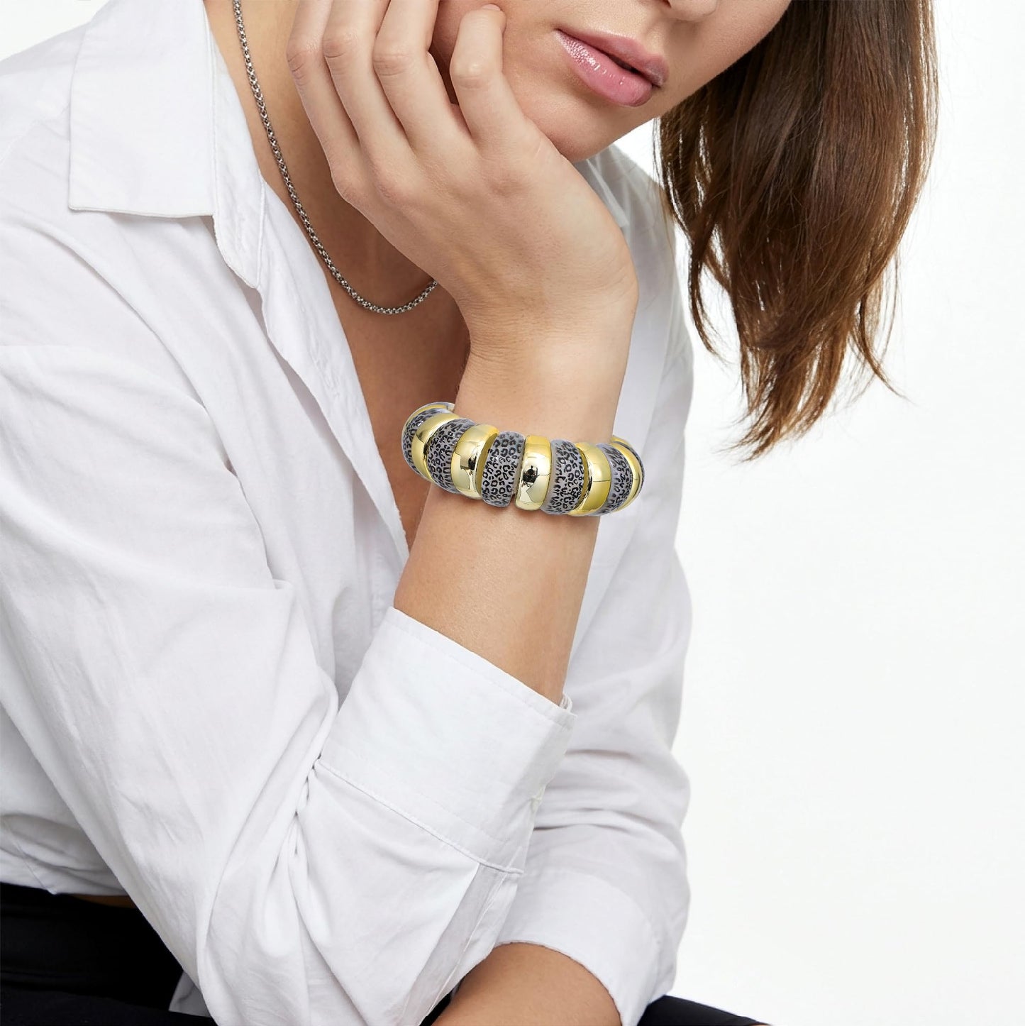 GOOJIDS Leopard Beaded Gold Plated Bangles Bracelet Chunky Bamboo Tube Curved Stacking Clear Acrylic Colorful Beads Stretchable Plated Bracelets Set For Women