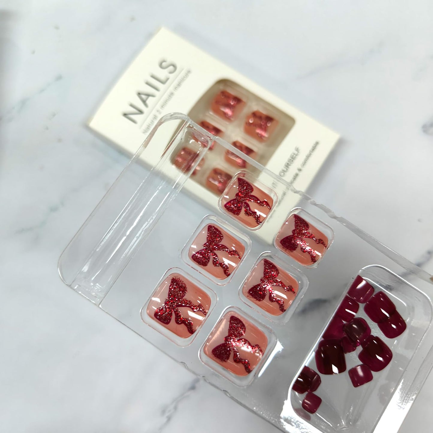 Wine Red Press on Toenails Short Square Fake Toe Nails with Glitter Bow Design Cute False Toenails Reusable Glue on Nails Dark Red Glossy Acrylic False Toenails for Coquette Women 24Pcs