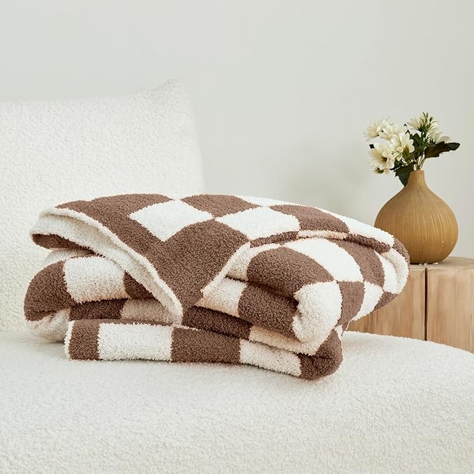 CozeCube Checkered Blanket, Ultra Soft Cozy Dark Brown and White Throw Blanket, Warm Cozy Knit Fuzzy Plush Checkerboard Throw for Couch Bed Sofa, 50"x60"