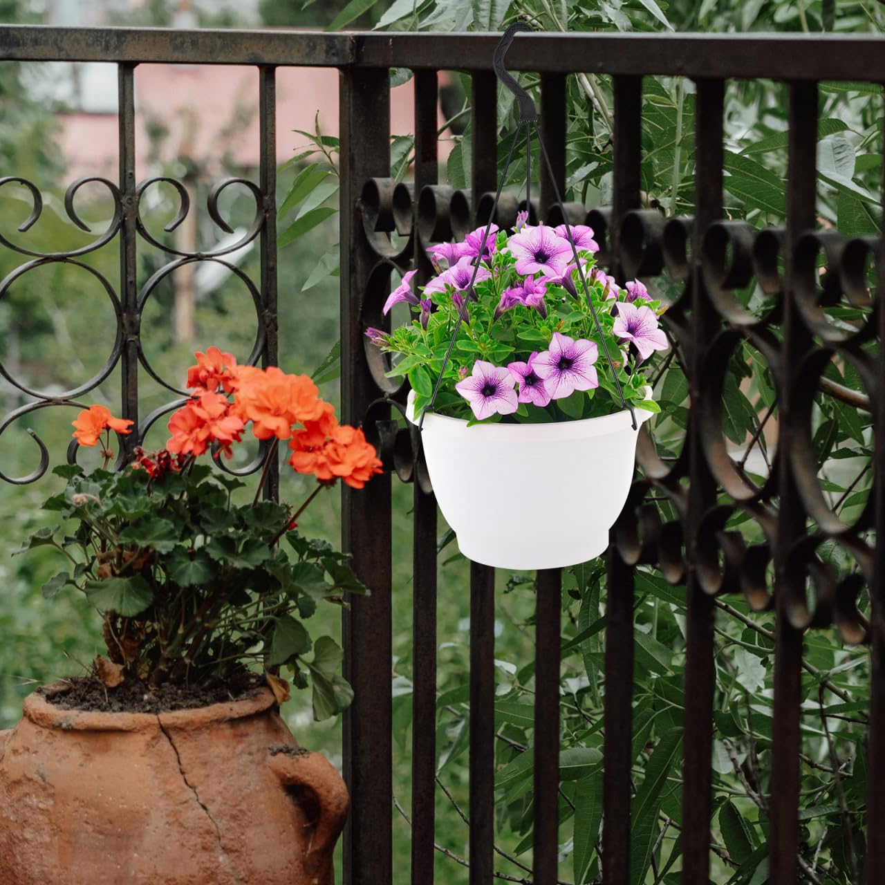 Lurrose 10Pcs Plastic Hanging Basket Hooks Hanging Planter Holder Flower Pot Hangers for Outside and Indoor Small Flower Pots, Black
