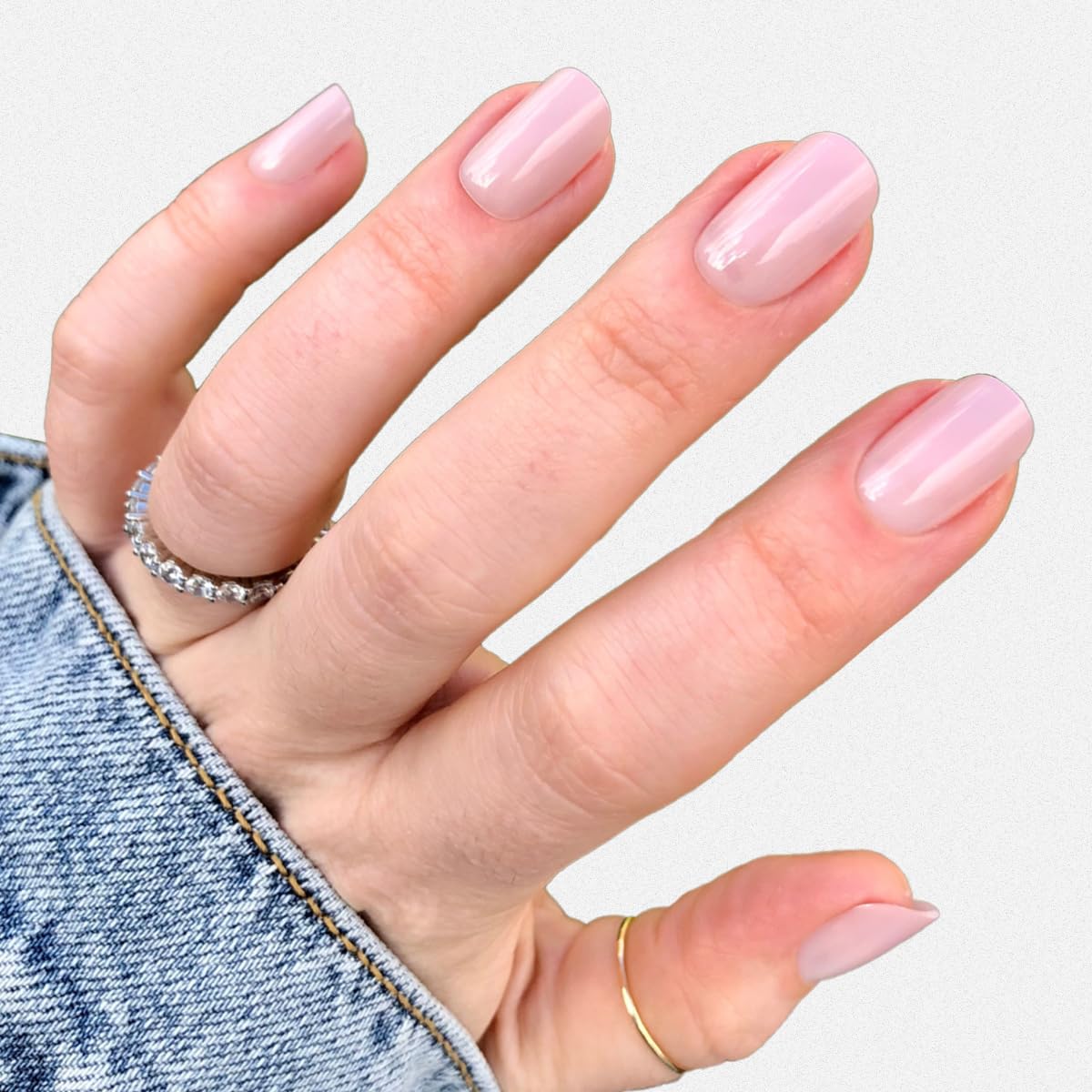 Olive & June Minimalist Instant Mani Press On Nails (Glue) | 42 Fake Nails, 21 Sizes | Non-Toxic, Long-Lasting Barely-There Look | Salon-Quality at Home | Short, Squoval | CDJ Syrup Gradient