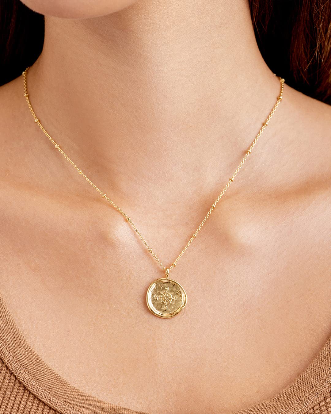 gorjana - Compass Coin Pendant Necklace 3/4 inch - 18k Gold Plated - Adjustable 17-19 inch Chain - Spring Ring Closure - Long-Lasting