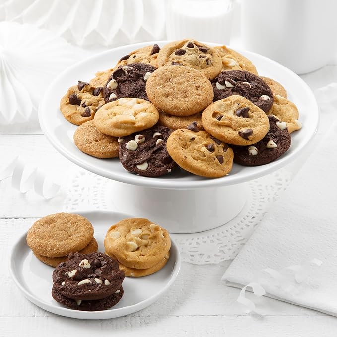 Mrs. Fields Sweet Signature Crate - Assorted with 6 Original Cookies and 24 Nibblers Bite-Sized Cookies in our 5 Classic Flavors (30 Count)